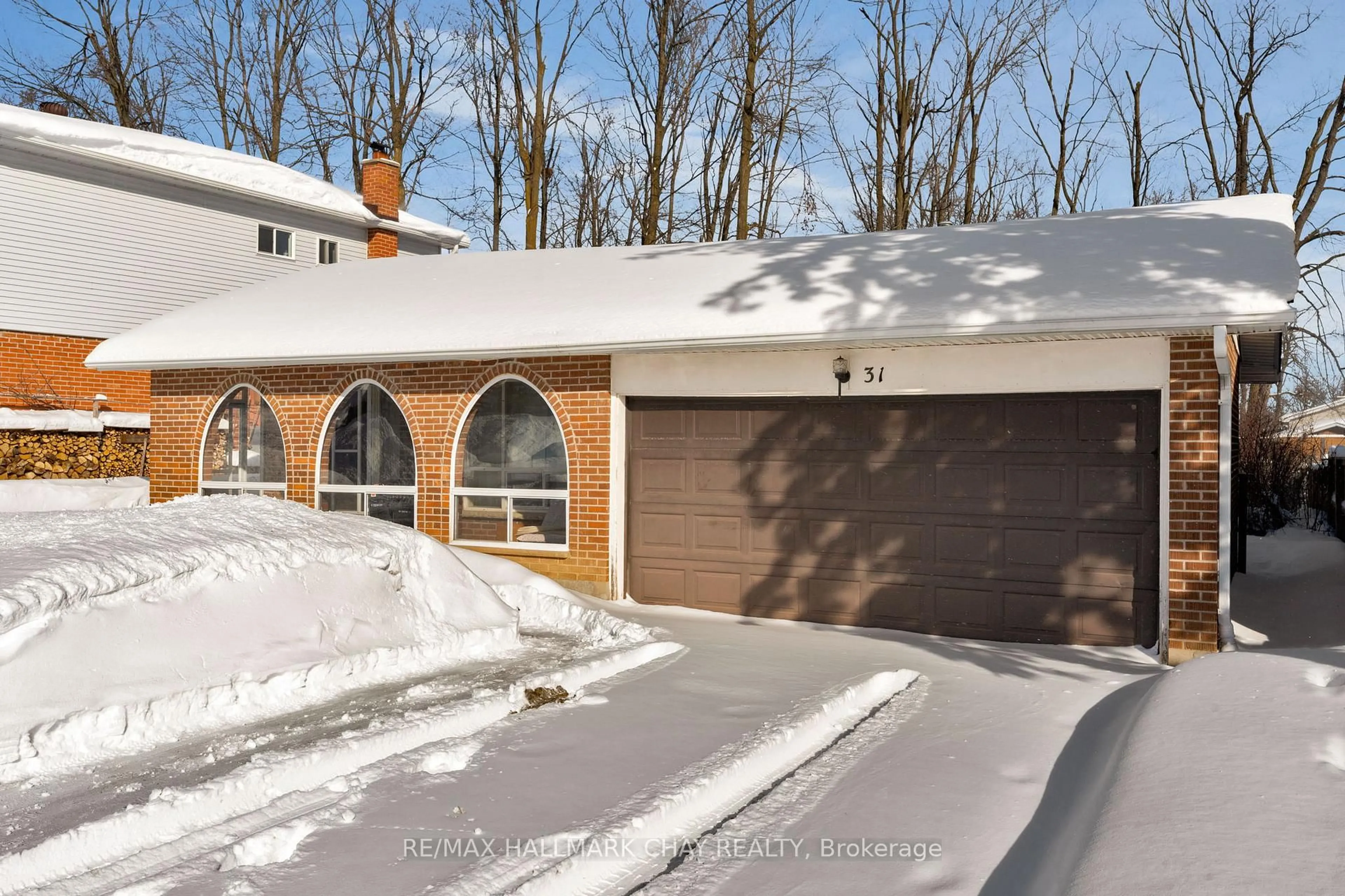 Unknown for 31 Springdale Dr, Barrie Ontario L4M 5A8