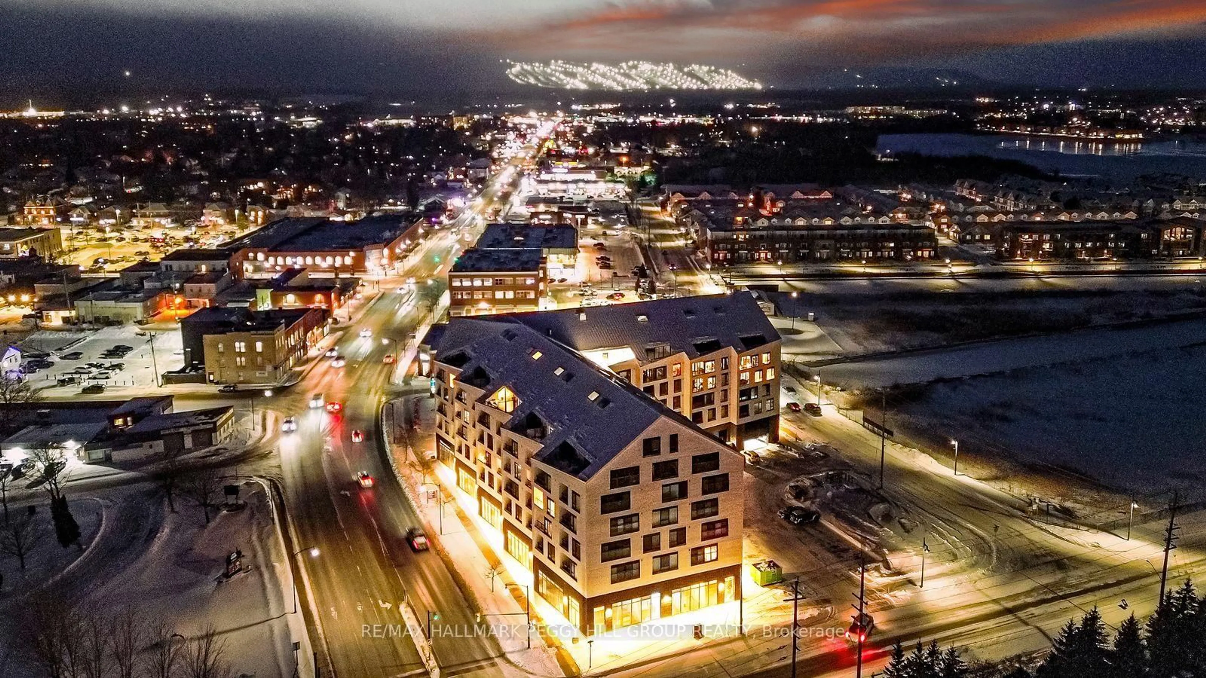 Blurry image for 31 Huron St #421, Collingwood Ontario L9Y 5T7