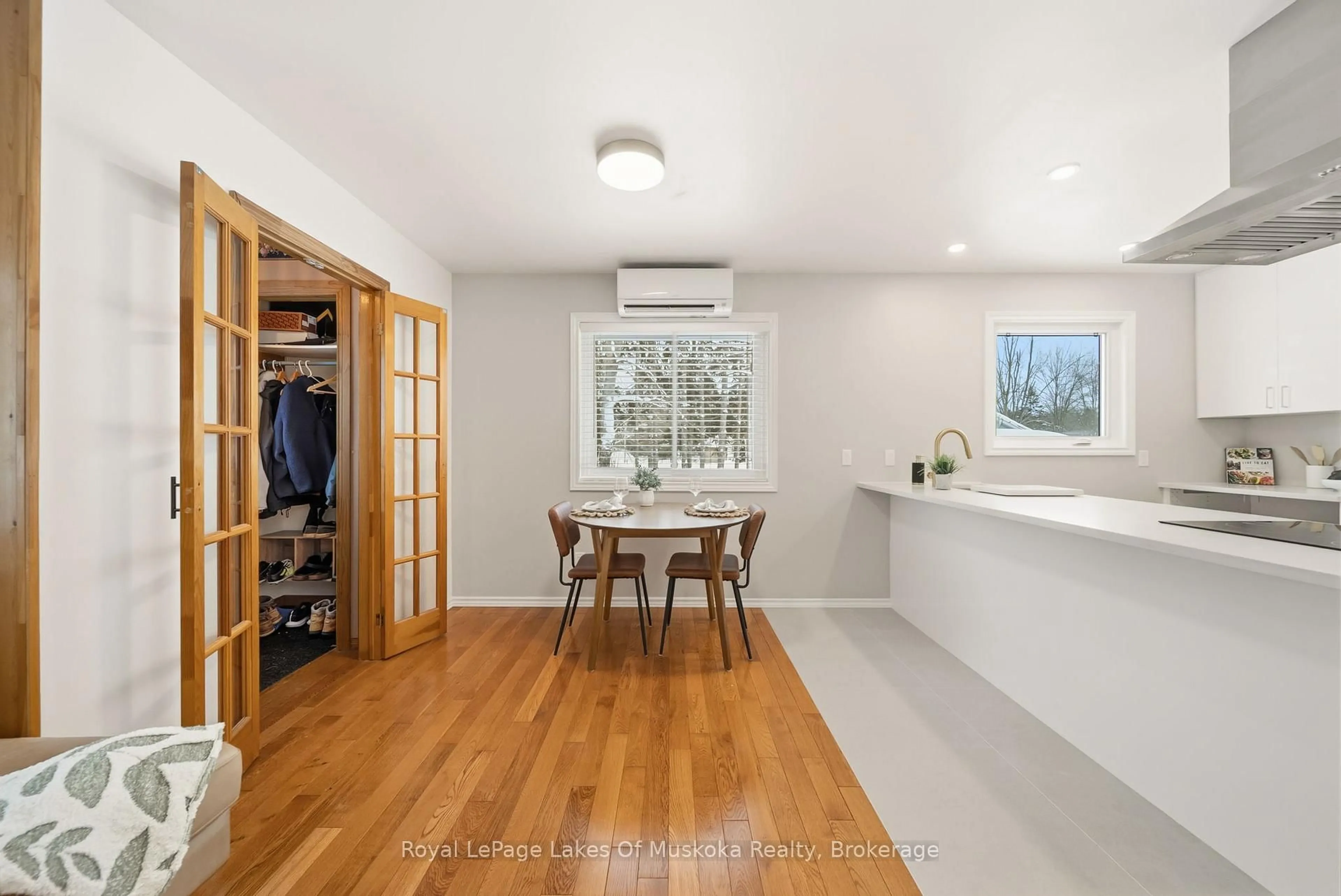 Unknown for 8020 Park Lane Cres, Ramara Ontario L0K 2B0