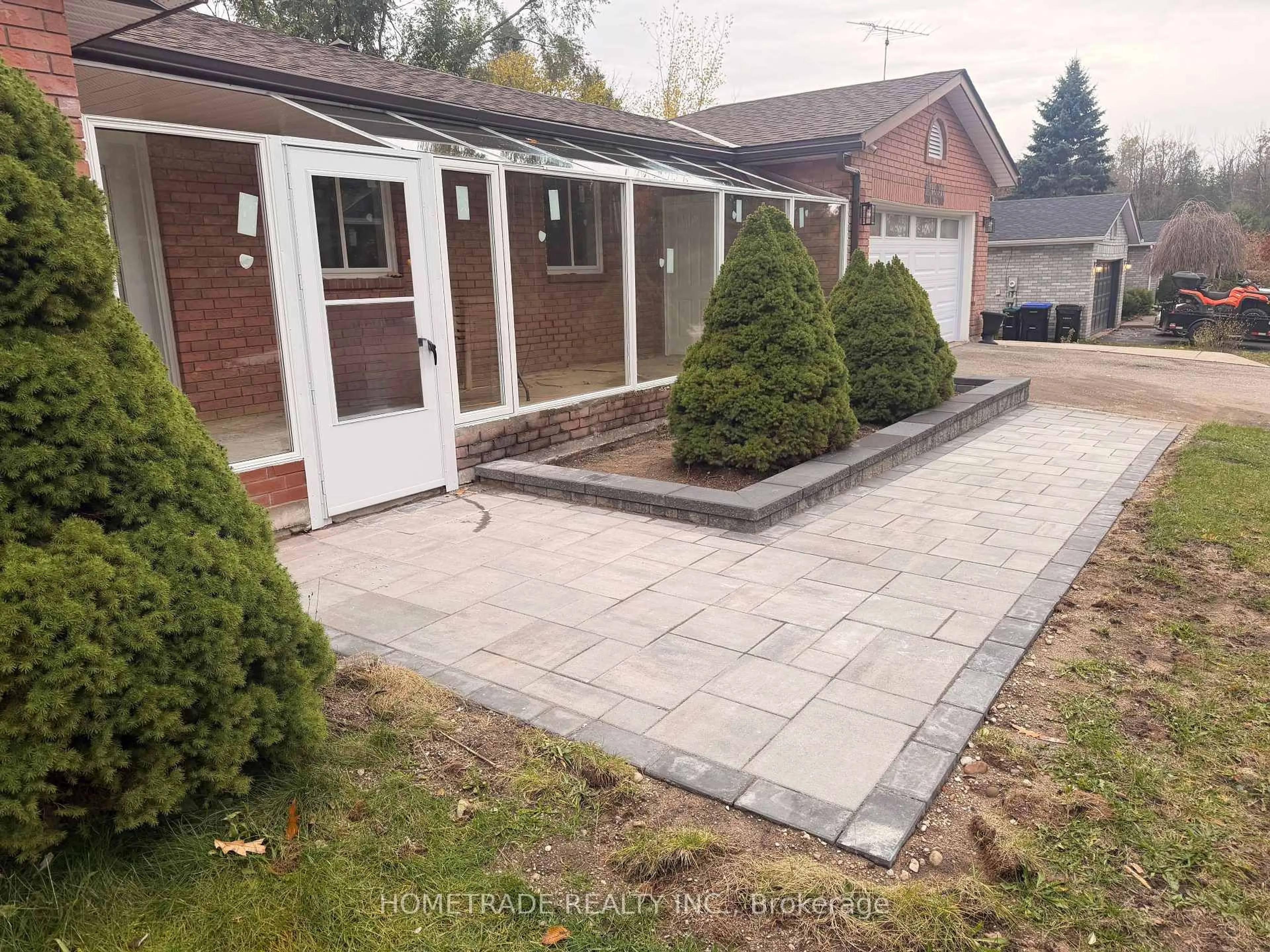 Patio, street for 2007 Snow Valley Rd, Springwater Ontario L9X 0H3