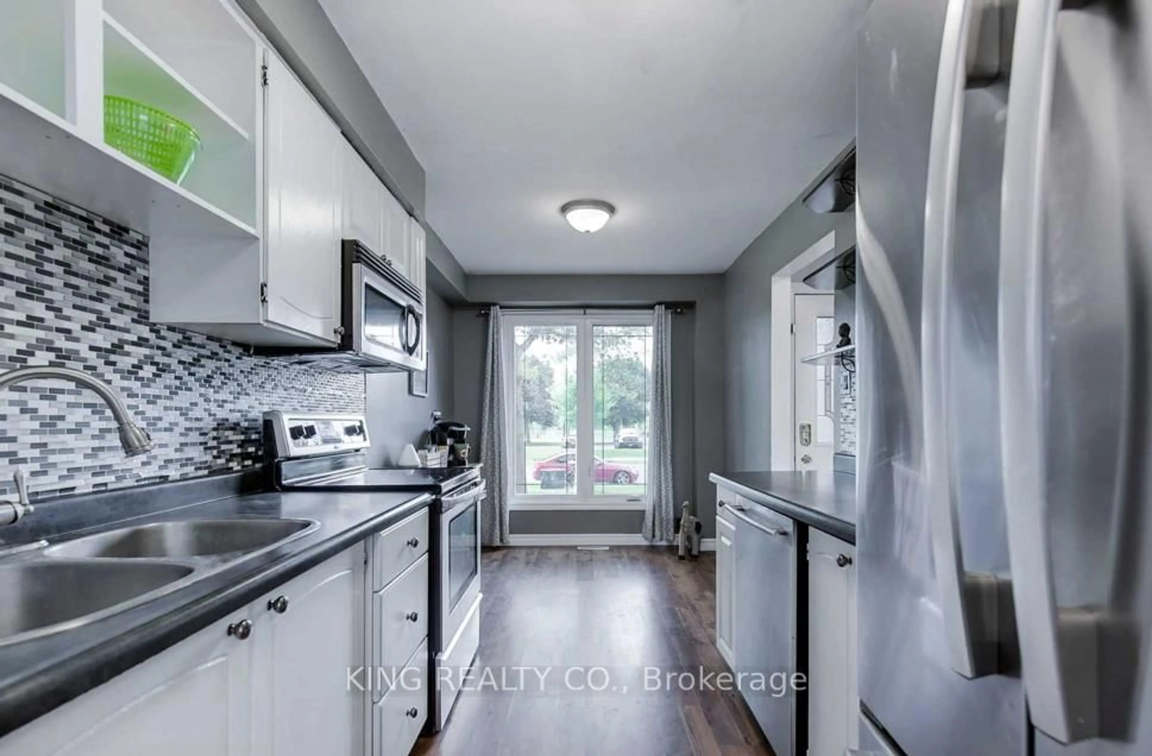 Open concept kitchen, unknown for 24 Lampman Lane, Barrie Ontario L4N 5B1