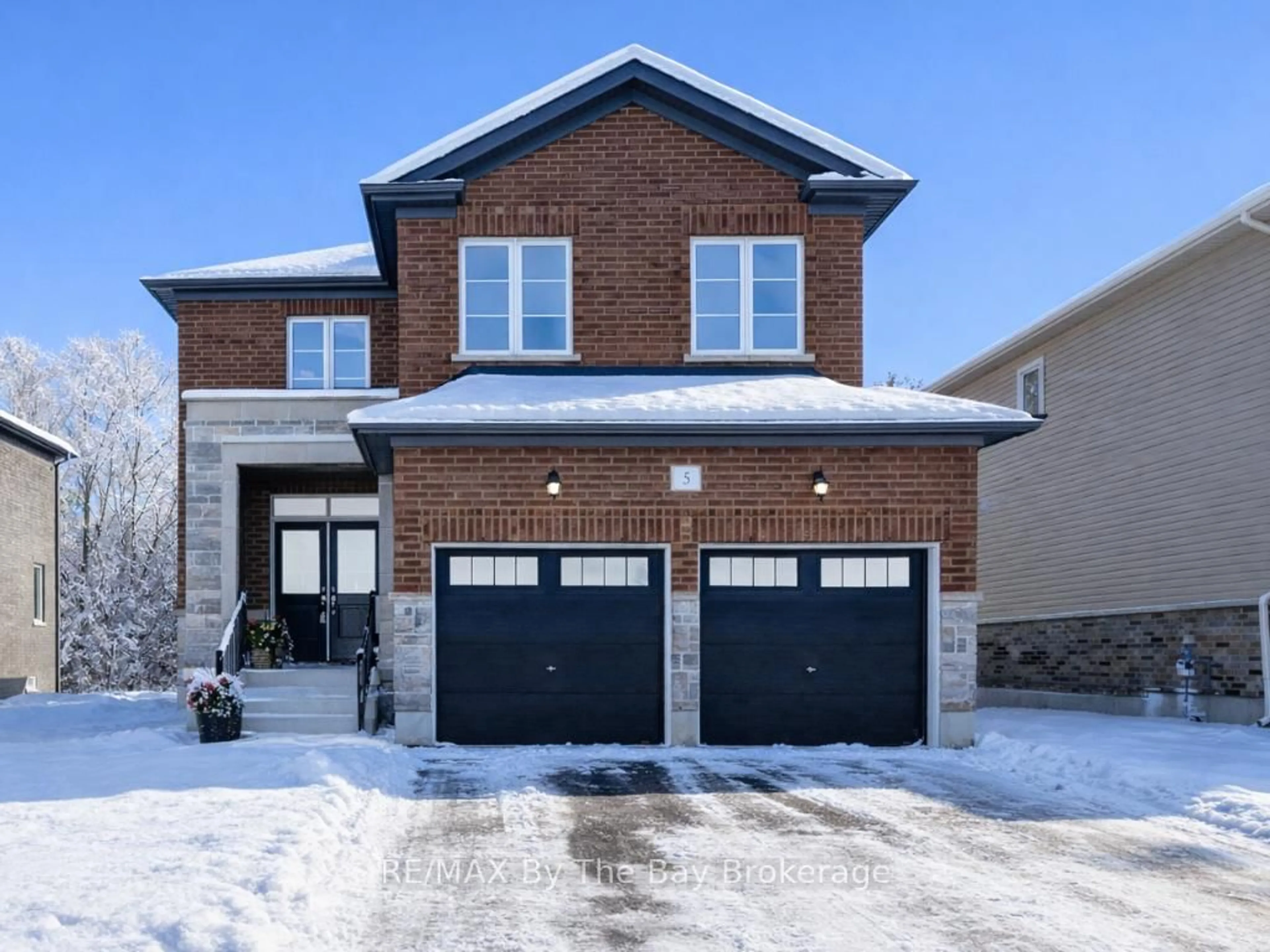 Home with brick exterior material, street for 5 Misty Ridge Rd, Wasaga Beach Ontario L9Z 0R8