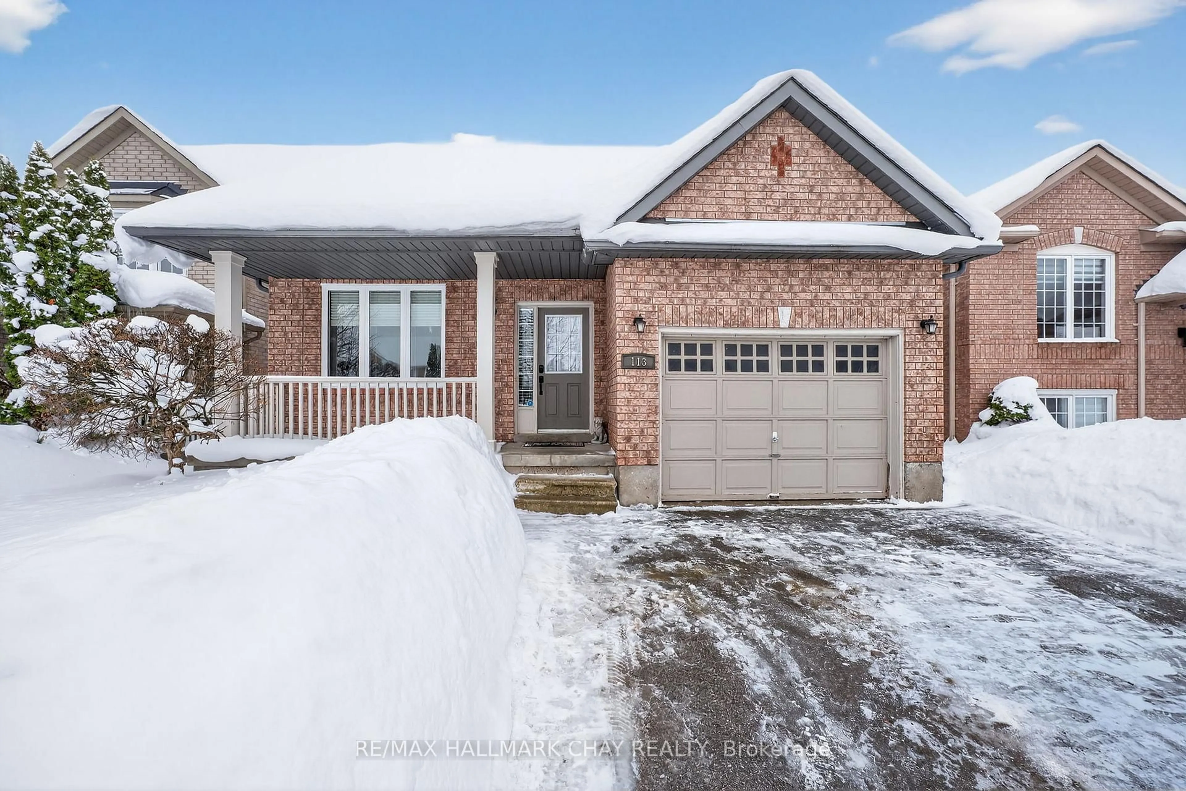 Home with brick exterior material, street for 113 TUNBRIDGE Rd, Barrie Ontario L4M 6T1