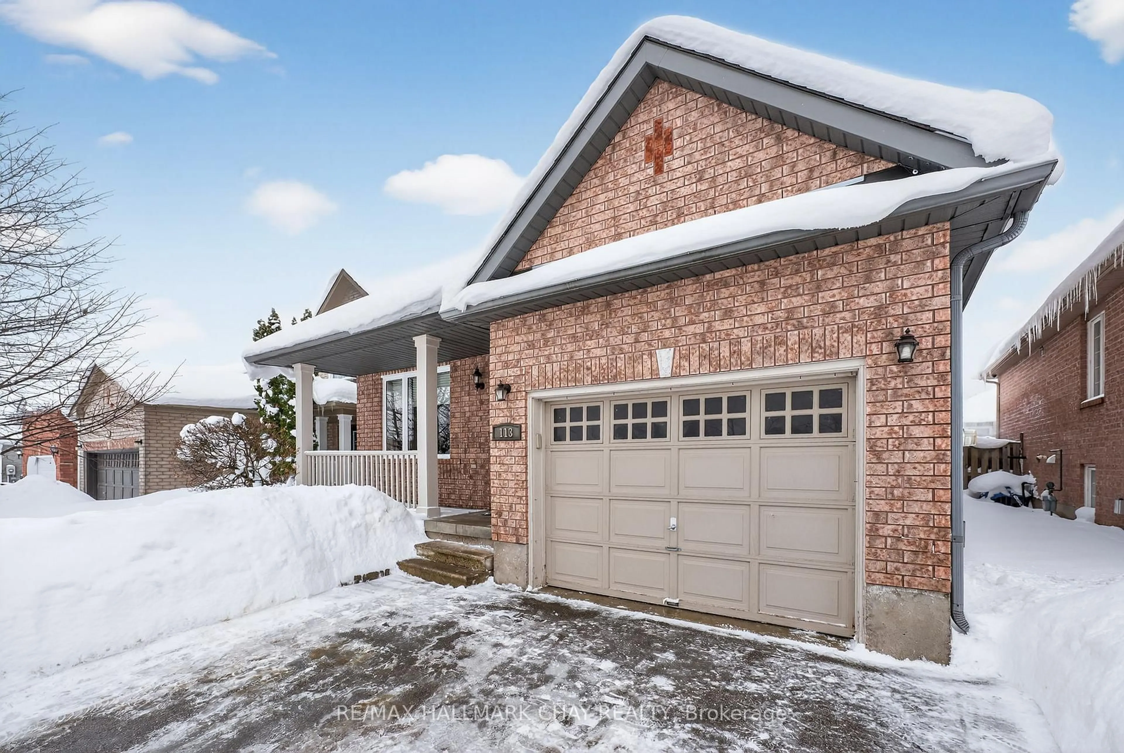 Home with brick exterior material, street for 113 TUNBRIDGE Rd, Barrie Ontario L4M 6T1