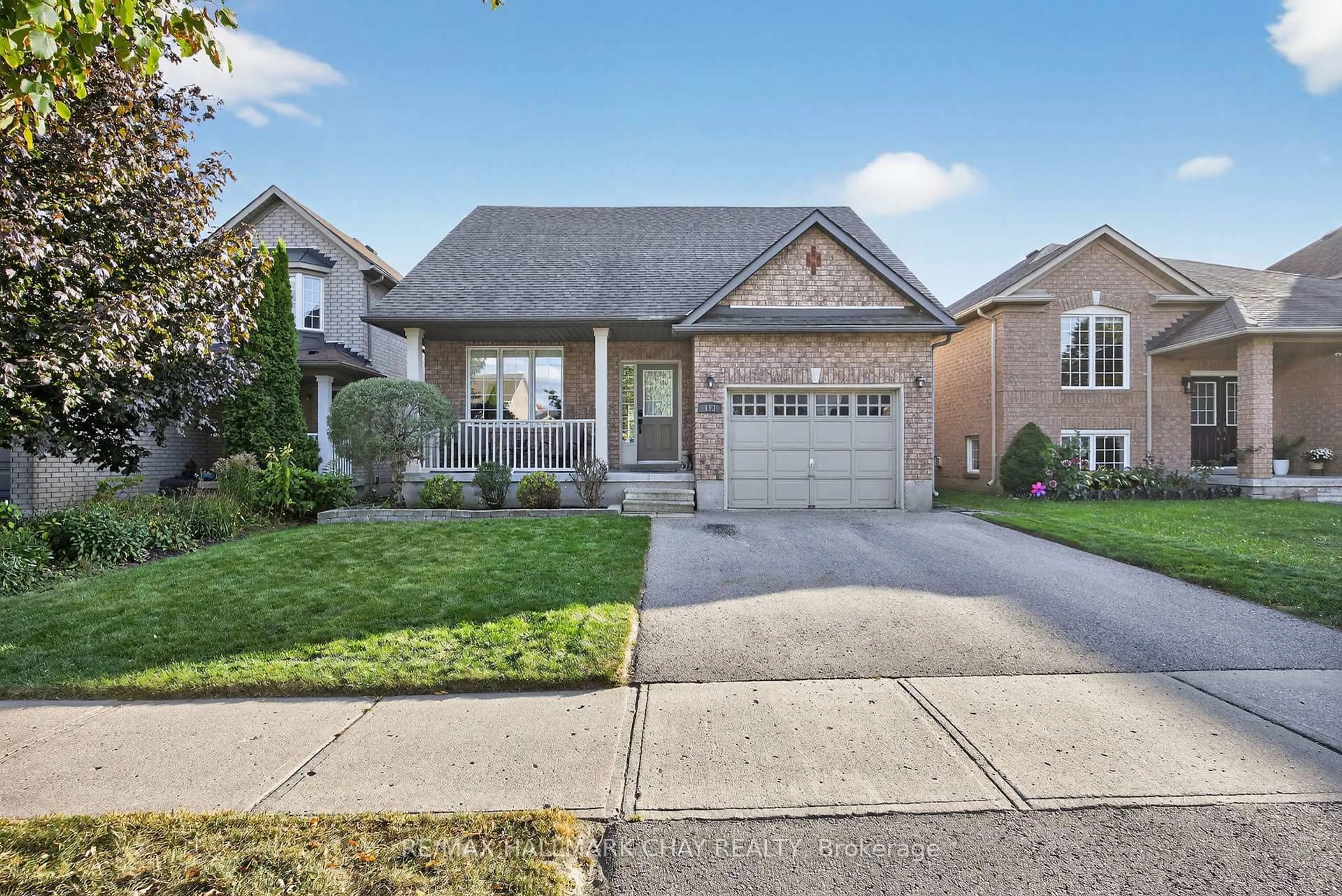 Home with brick exterior material, street for 113 TUNBRIDGE Rd, Barrie Ontario L4M 6T1