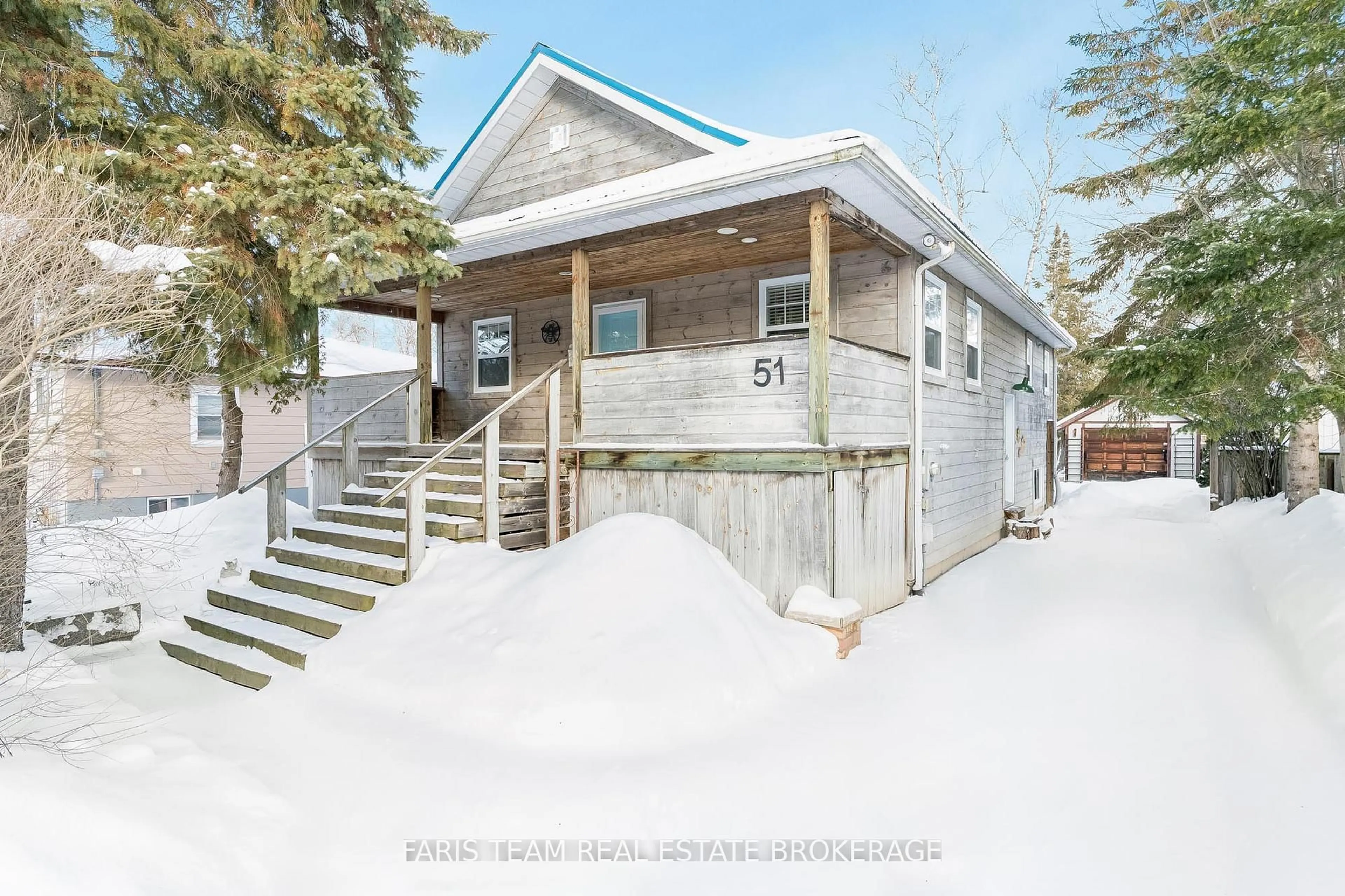 Unknown for 51 61st St, Wasaga Beach Ontario L9Z 1W1