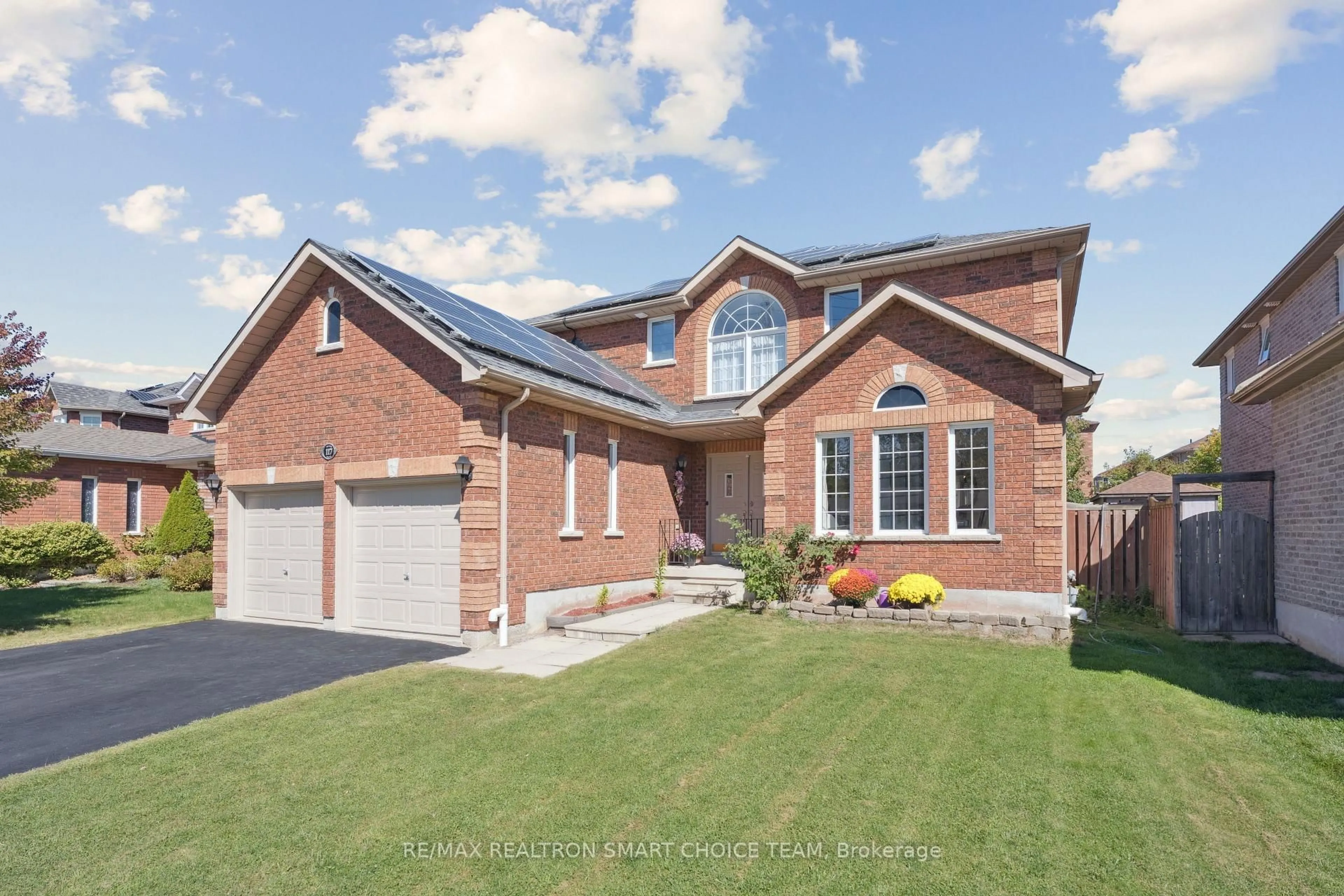 Home with brick exterior material, street for 117 Miller Dr, Barrie Ontario L4N 9X2