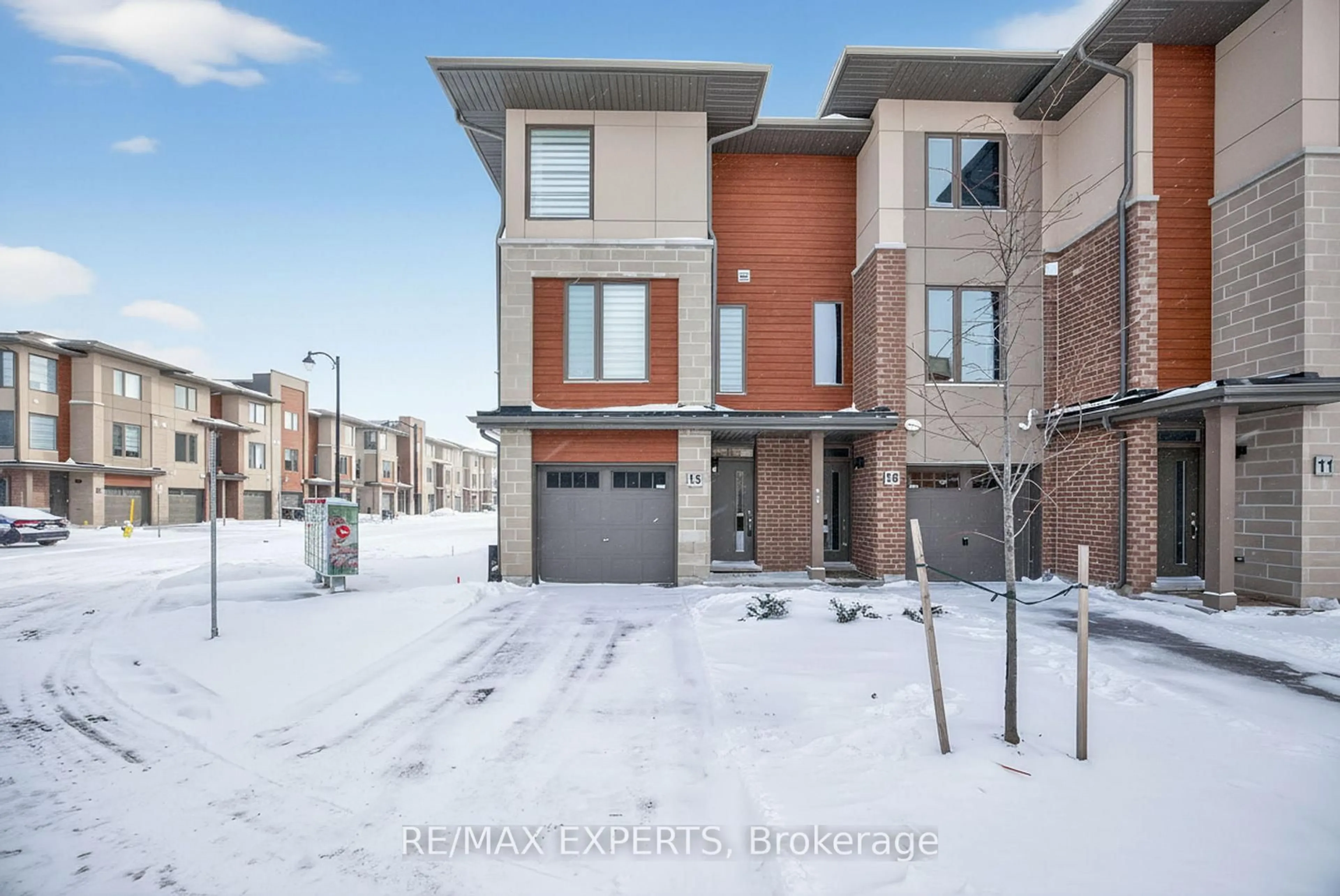 Unknown for 15 Winters Cres, Collingwood Ontario L9Y 5T1