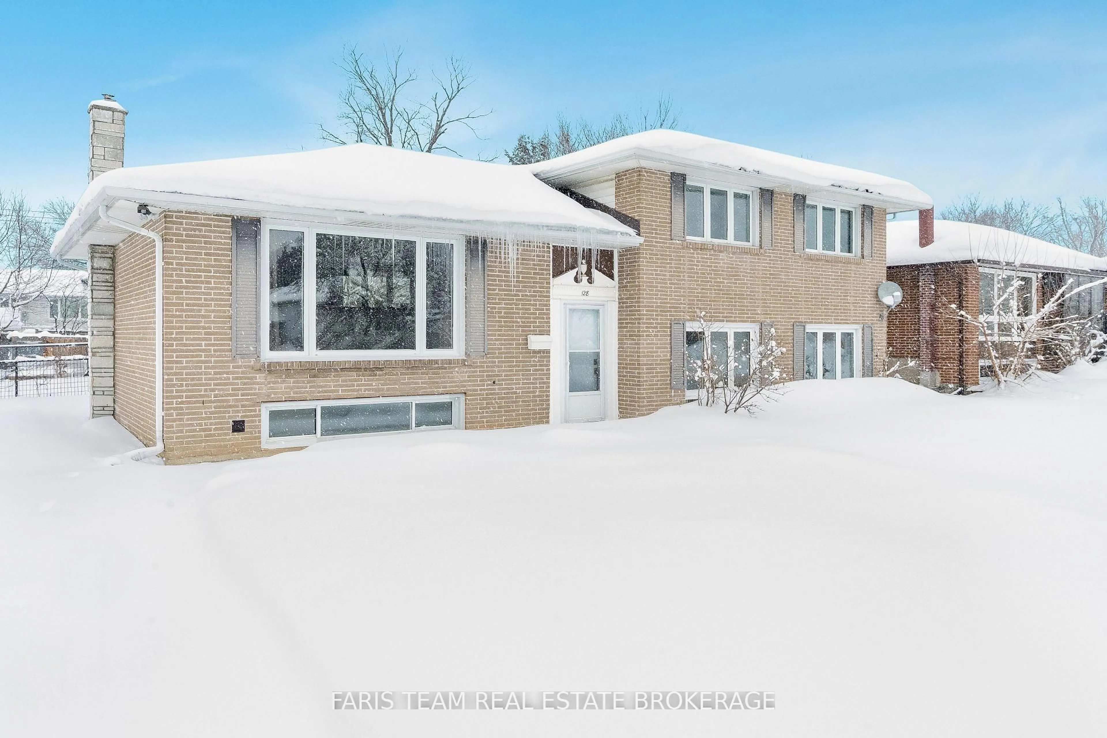 Unknown for 128 Rose St, Barrie Ontario L4M 2T7