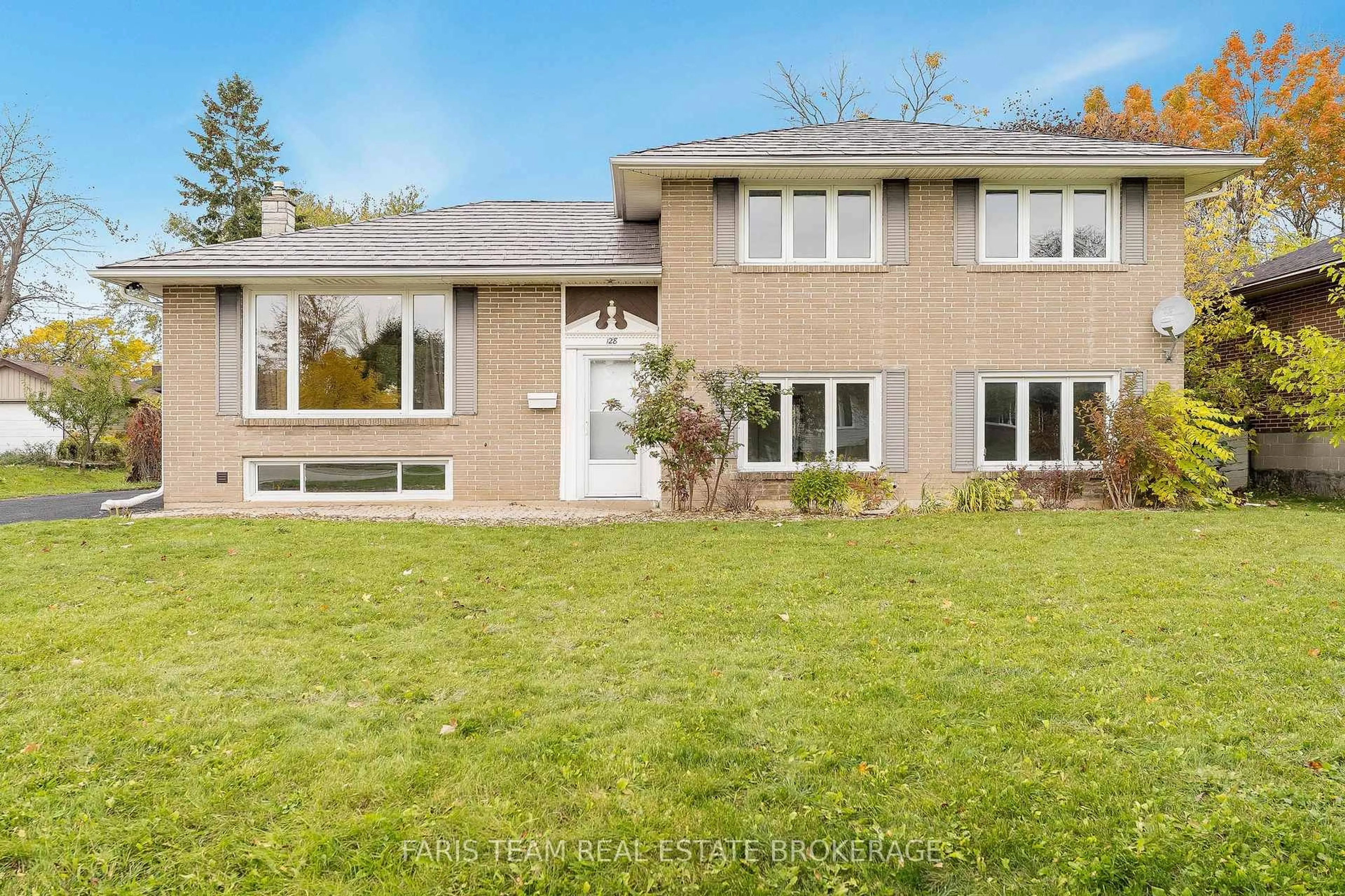 Unknown for 128 Rose St, Barrie Ontario L4M 2T7