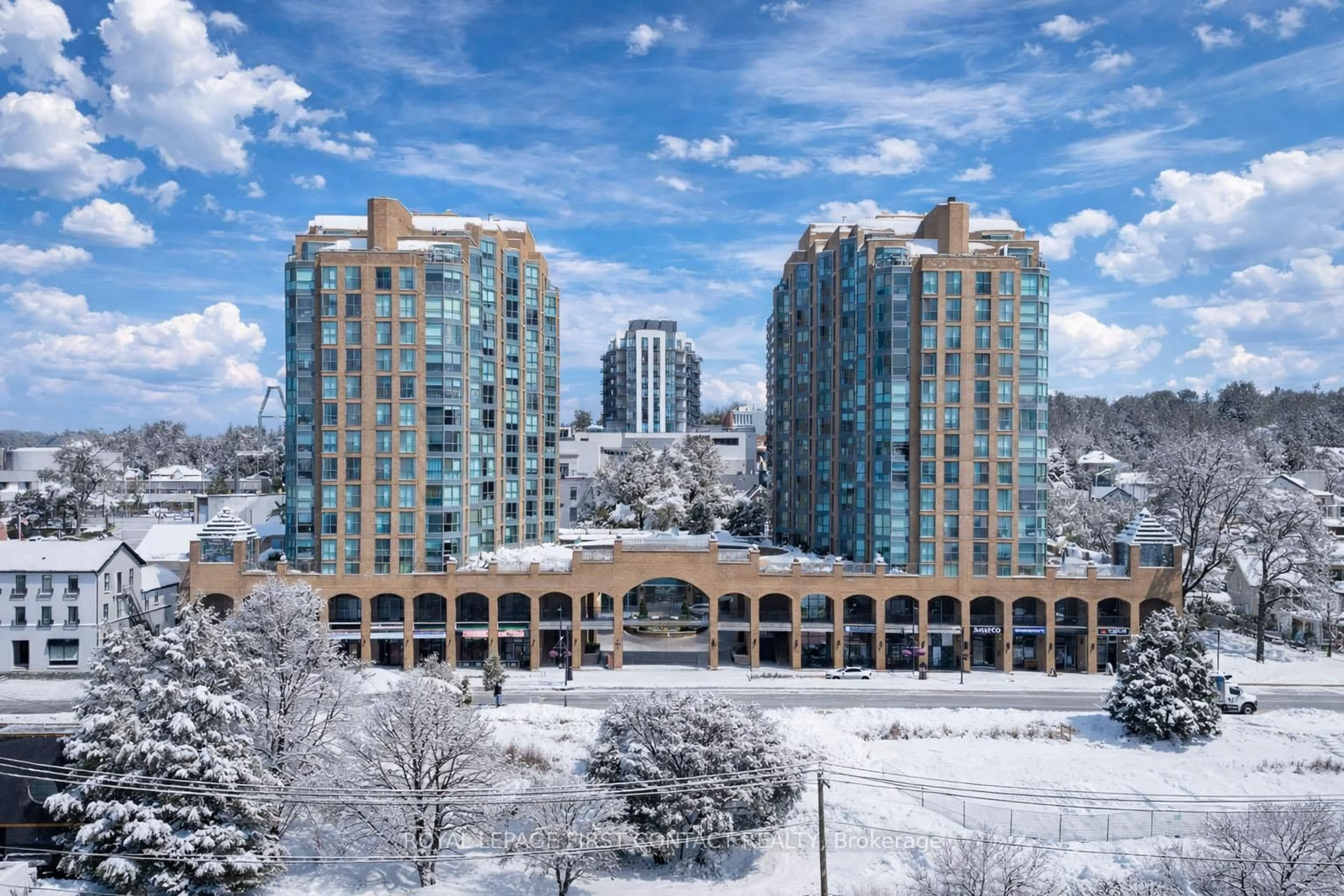 Unknown for 140 Dunlop St #605, Barrie Ontario L4M 6H9