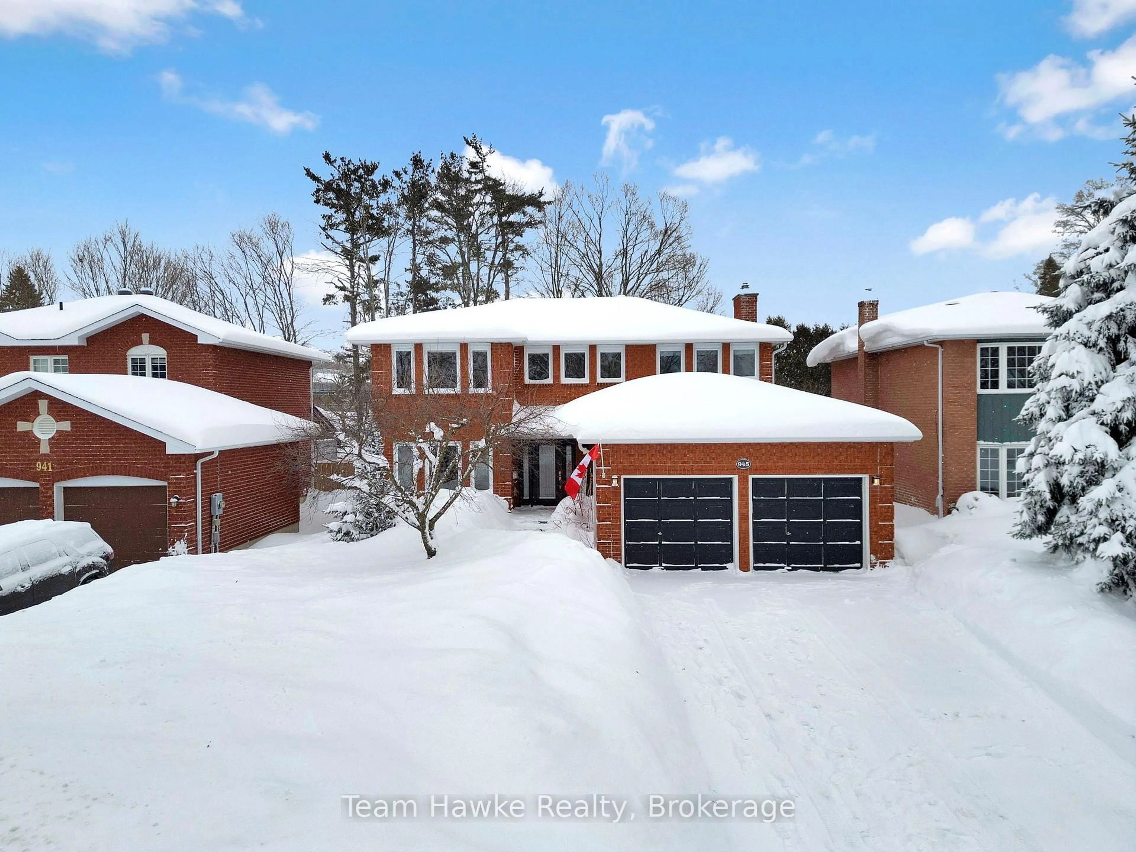 Unknown for 945 Dominion Ave, Midland Ontario L4R 4W2