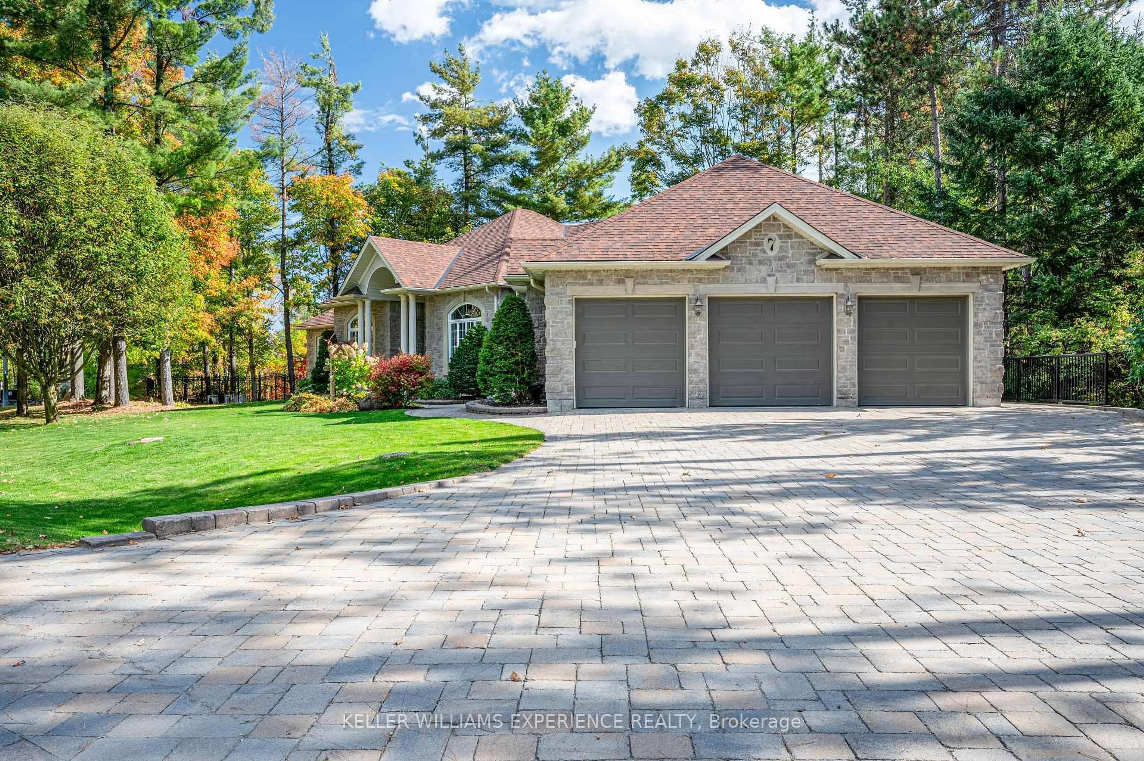 Home with brick exterior material, street for 7 Highland Dr, Oro-Medonte Ontario L0L 2L0