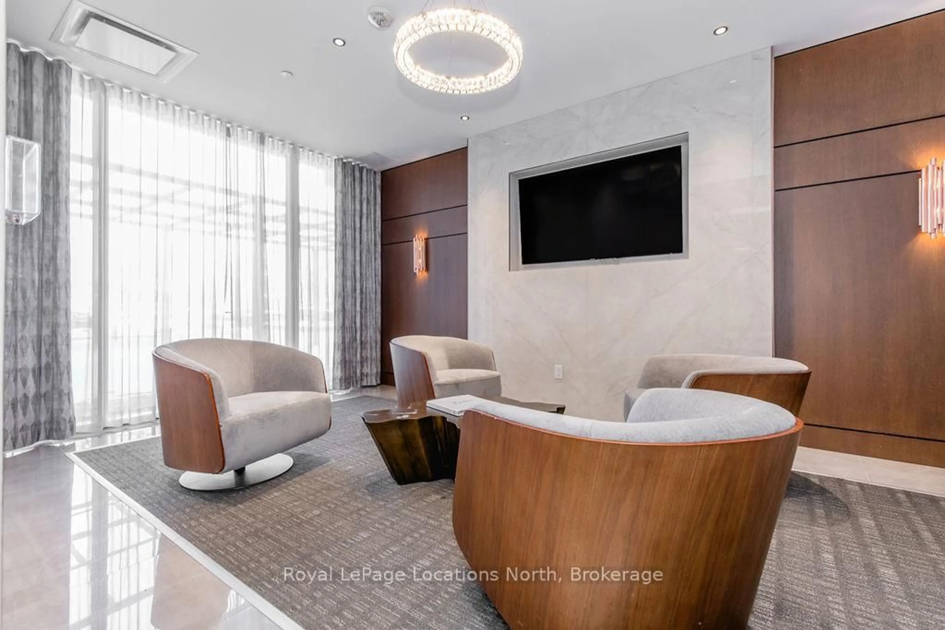 Lobby for 1 Hume St #219, Collingwood Ontario L9Y 0X3