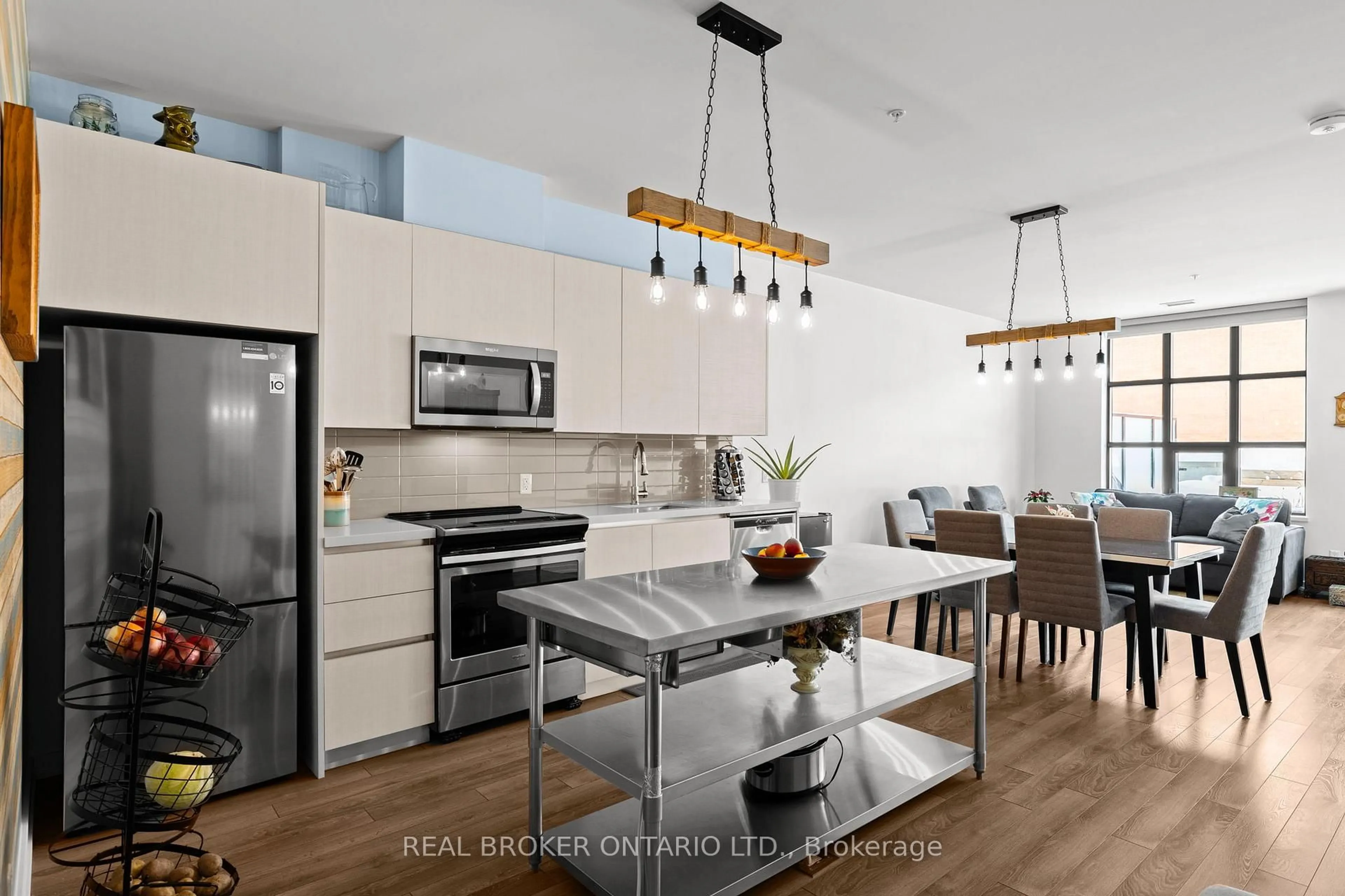 Open concept kitchen, unknown for 21 Matchedash St #203, Orillia Ontario L3V 4W4