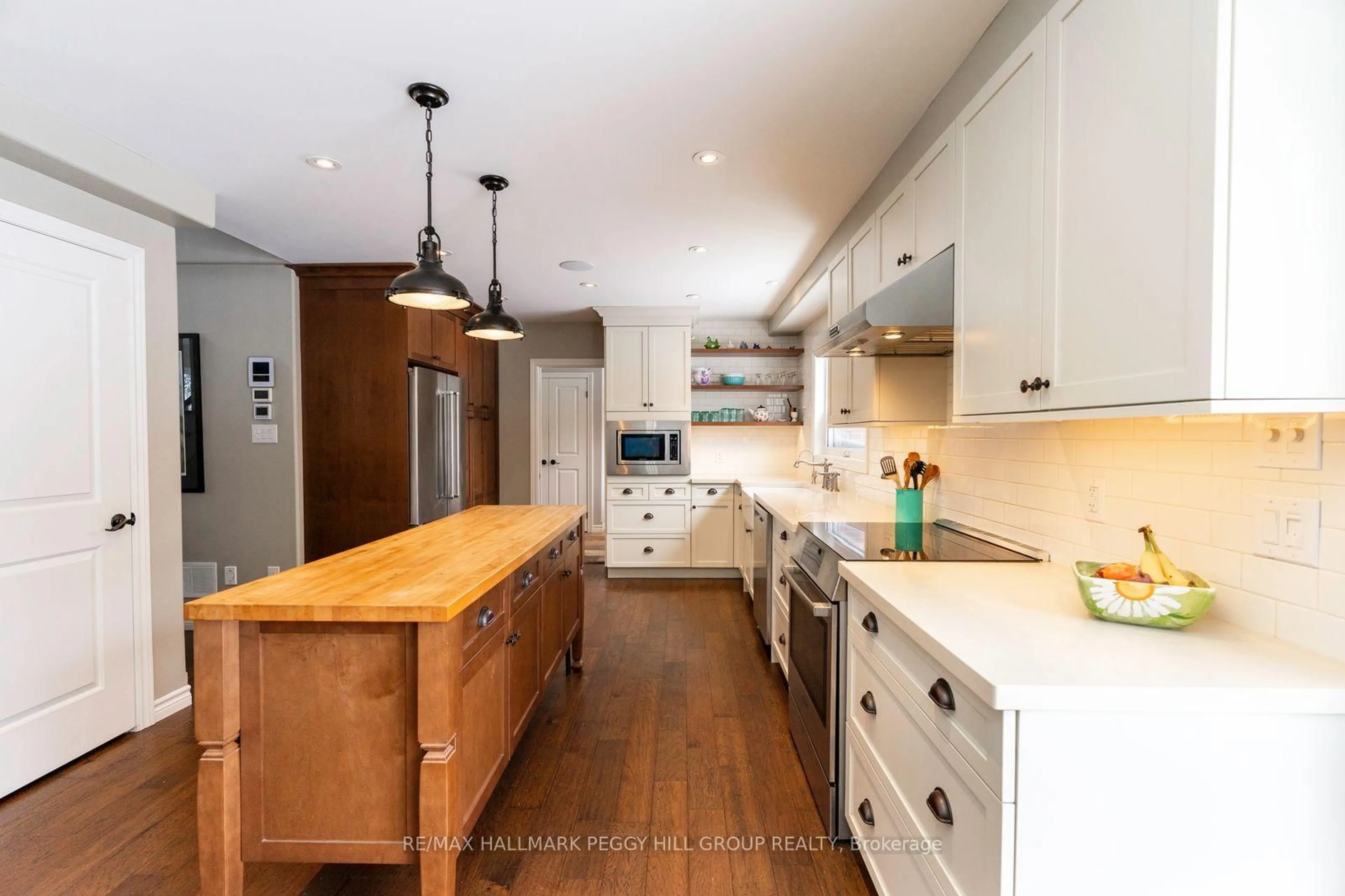 Unknown for 2009 5 Line, Oro-Medonte Ontario L0L 2E0