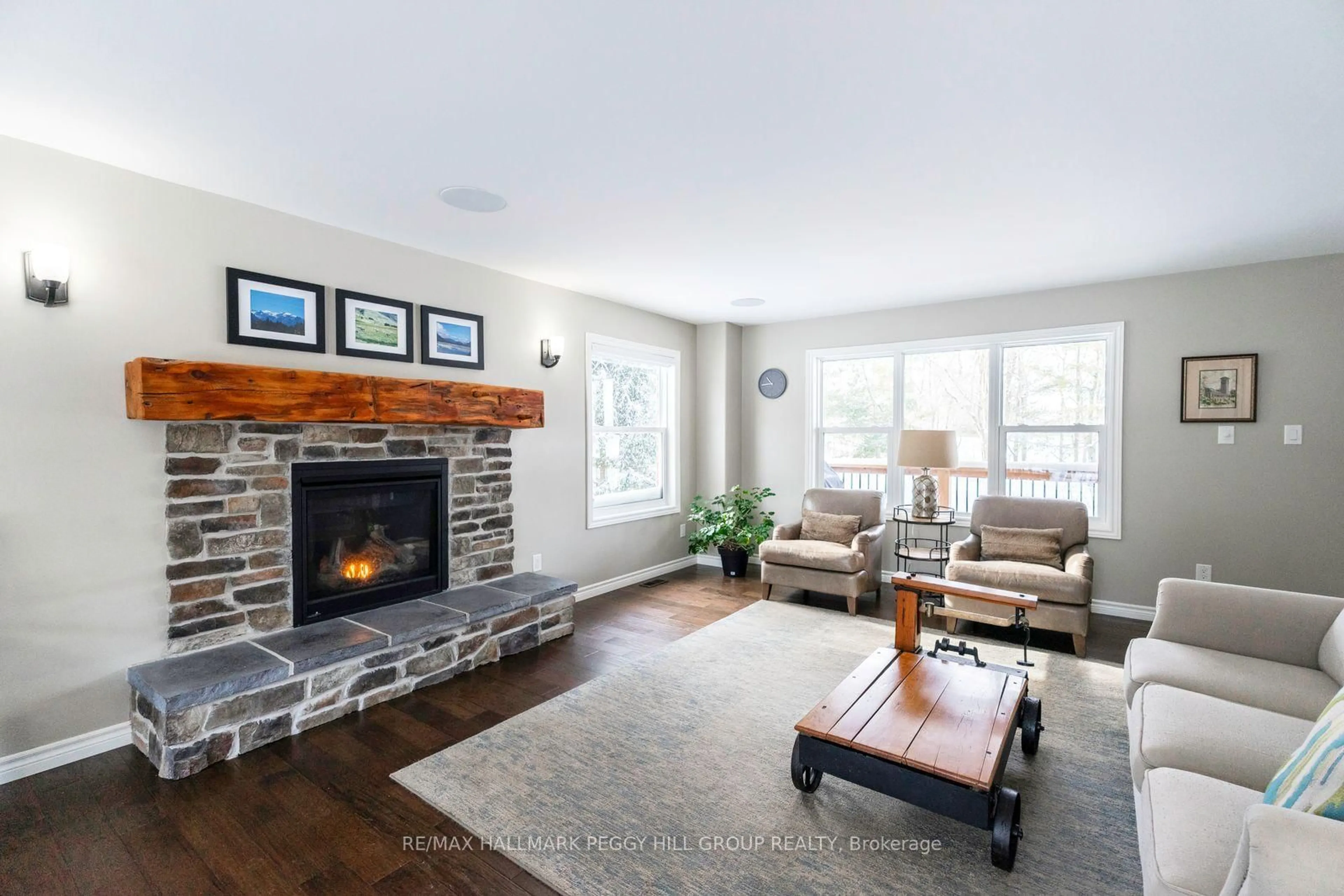 Living room with furniture, unknown for 2009 5 Line, Oro-Medonte Ontario L0L 2E0