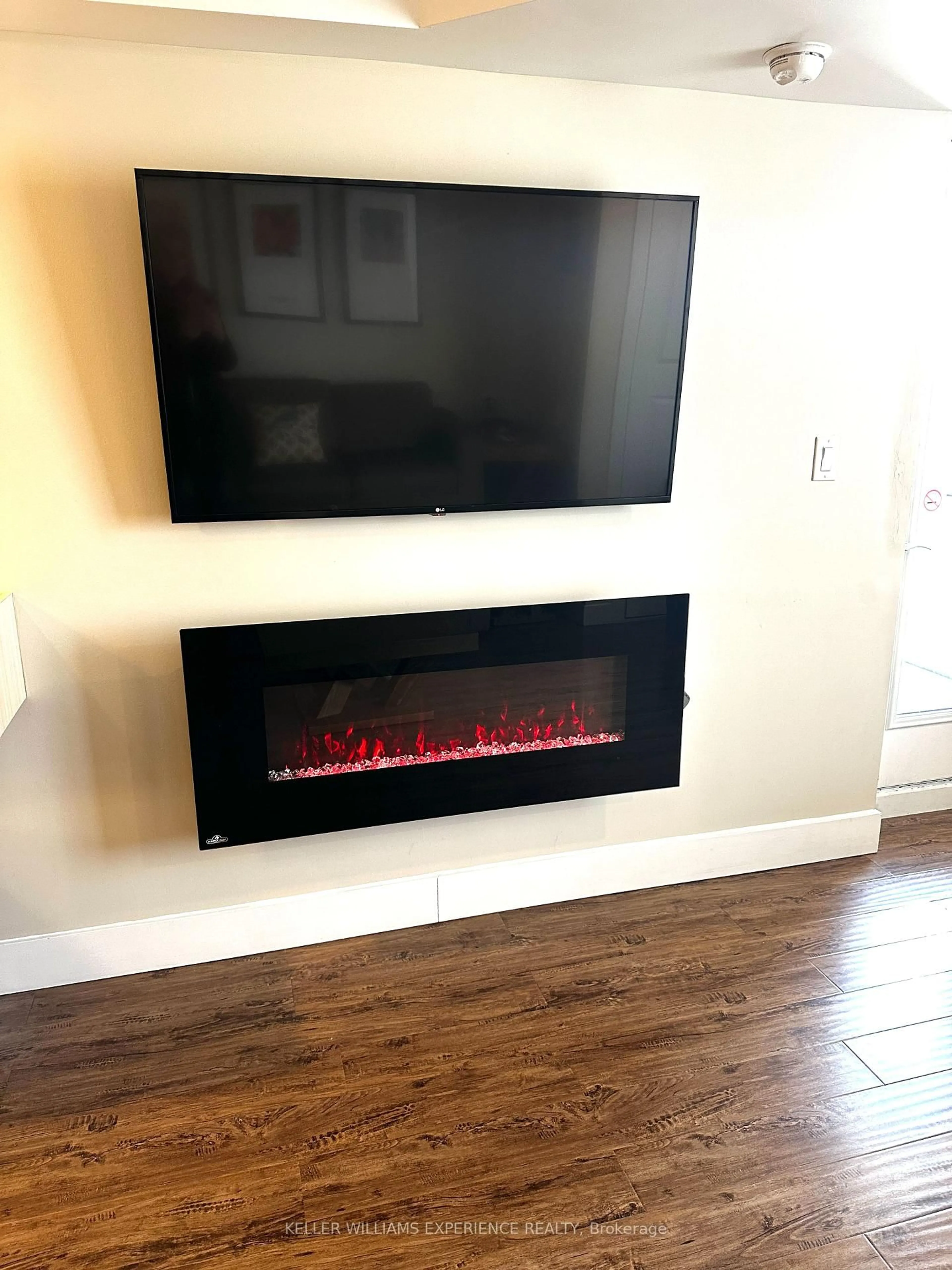 Home theater for 9 Harbour St #3112/14, Collingwood Ontario L9Y 5B5