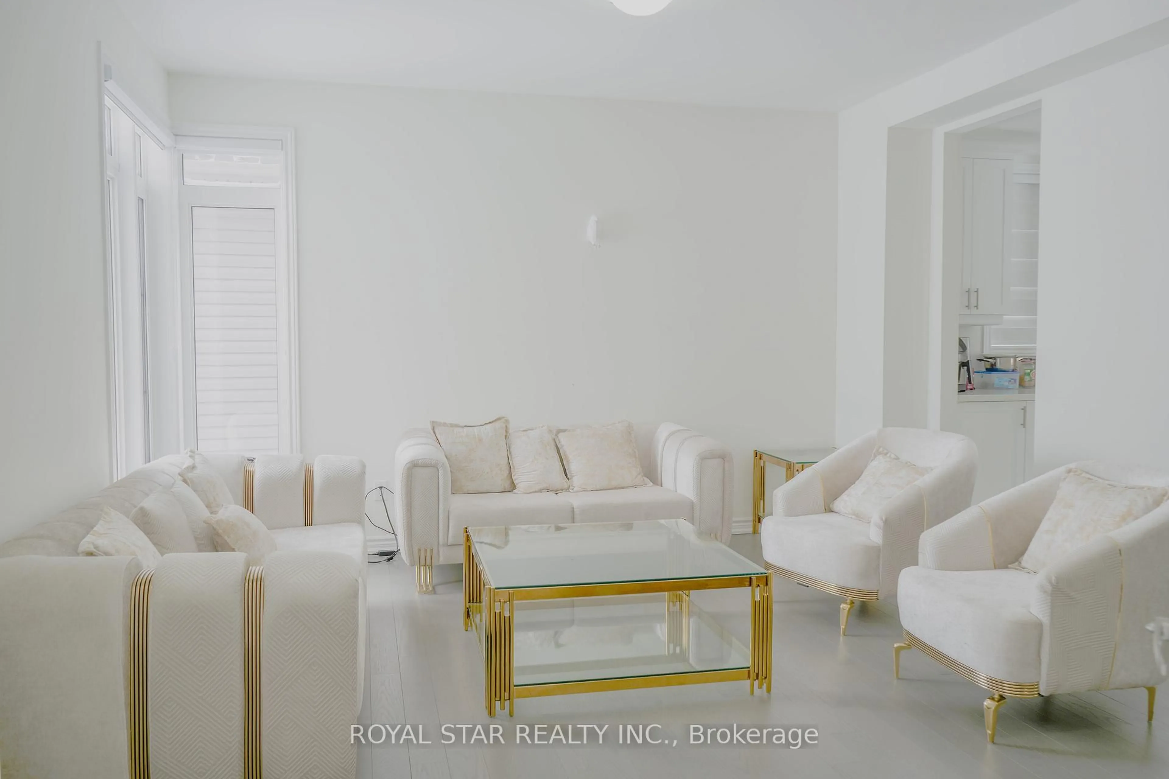 Living room with furniture, unknown for 144 Rosanne Circ, Wasaga Beach Ontario L9Z 0N1