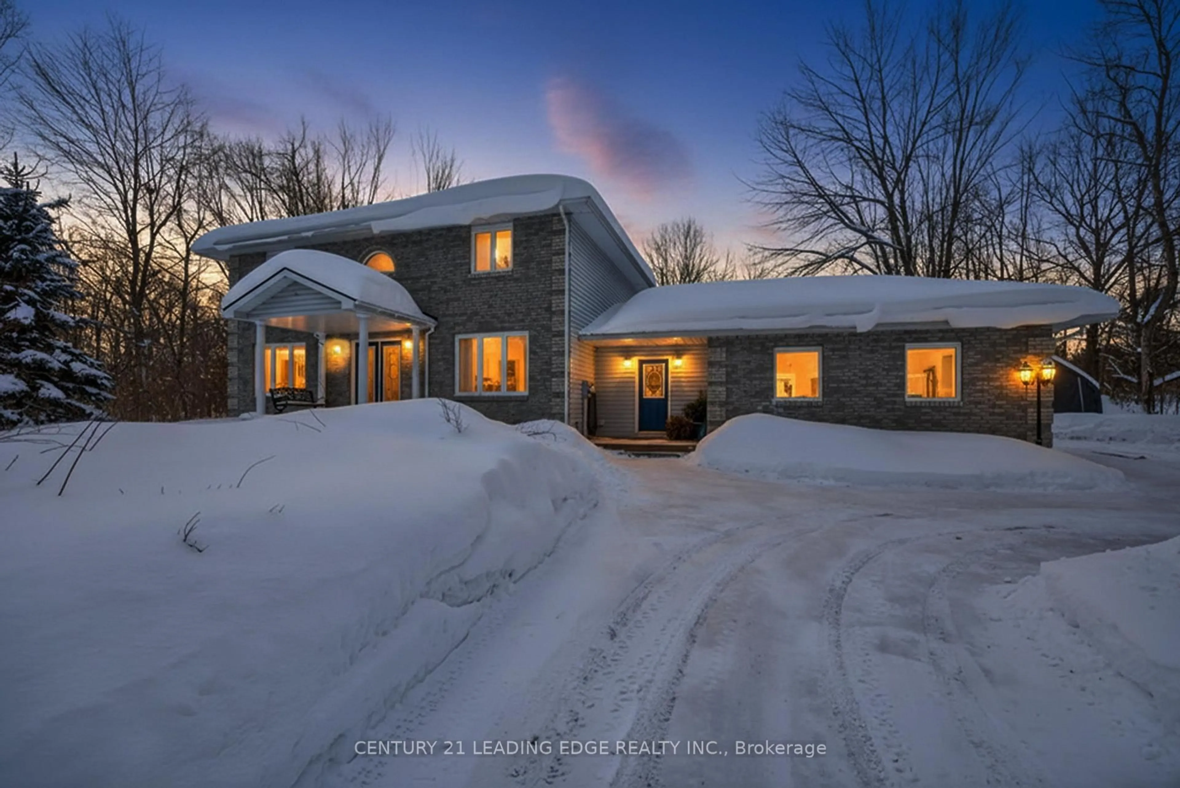 A pic from outside/outdoor area/front of a property/back of a property/a pic from drone, street for 5810 Lowanda Lane, Ramara Ontario L0K 1W0