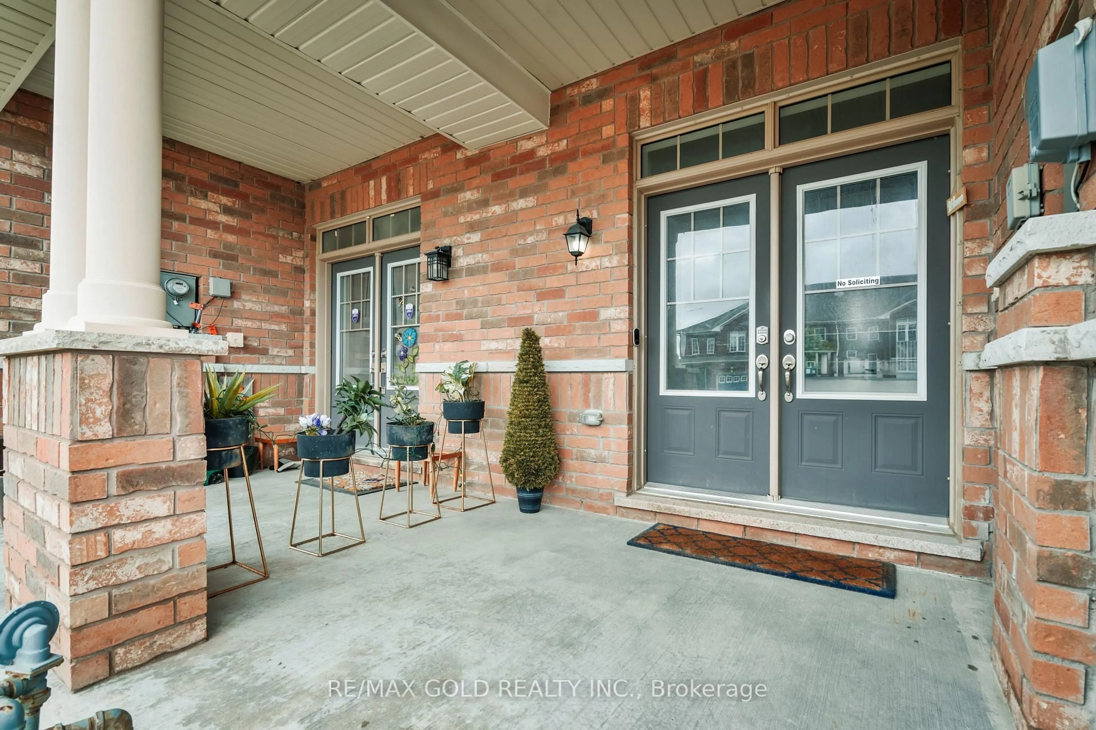 Unknown for 56 Snelgrove Cres, Barrie Ontario L4N 6R6