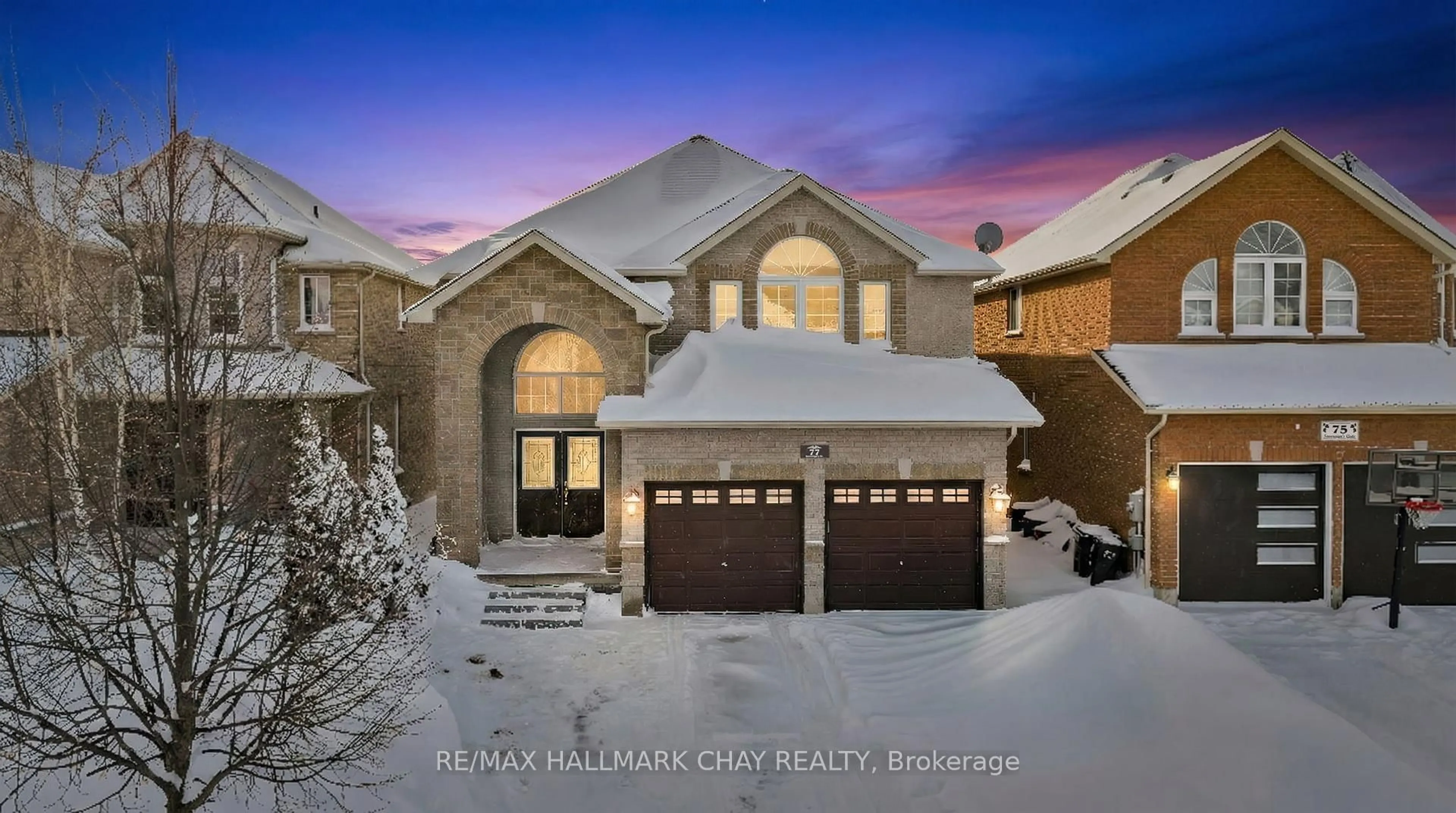 Unknown for 77 Sovereign's Gate, Barrie Ontario L4N 0Y9