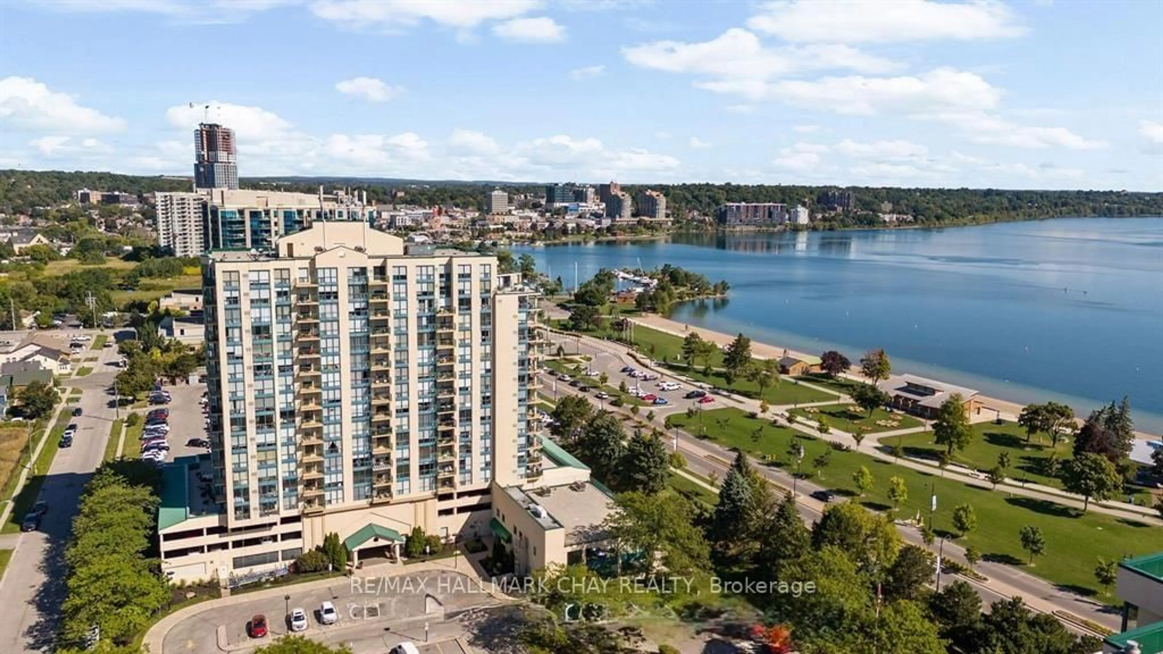 A pic from outside/outdoor area/front of a property/back of a property/a pic from drone, water/lake/river/ocean view for 65 Ellen St #610, Barrie Ontario L4N 3A5