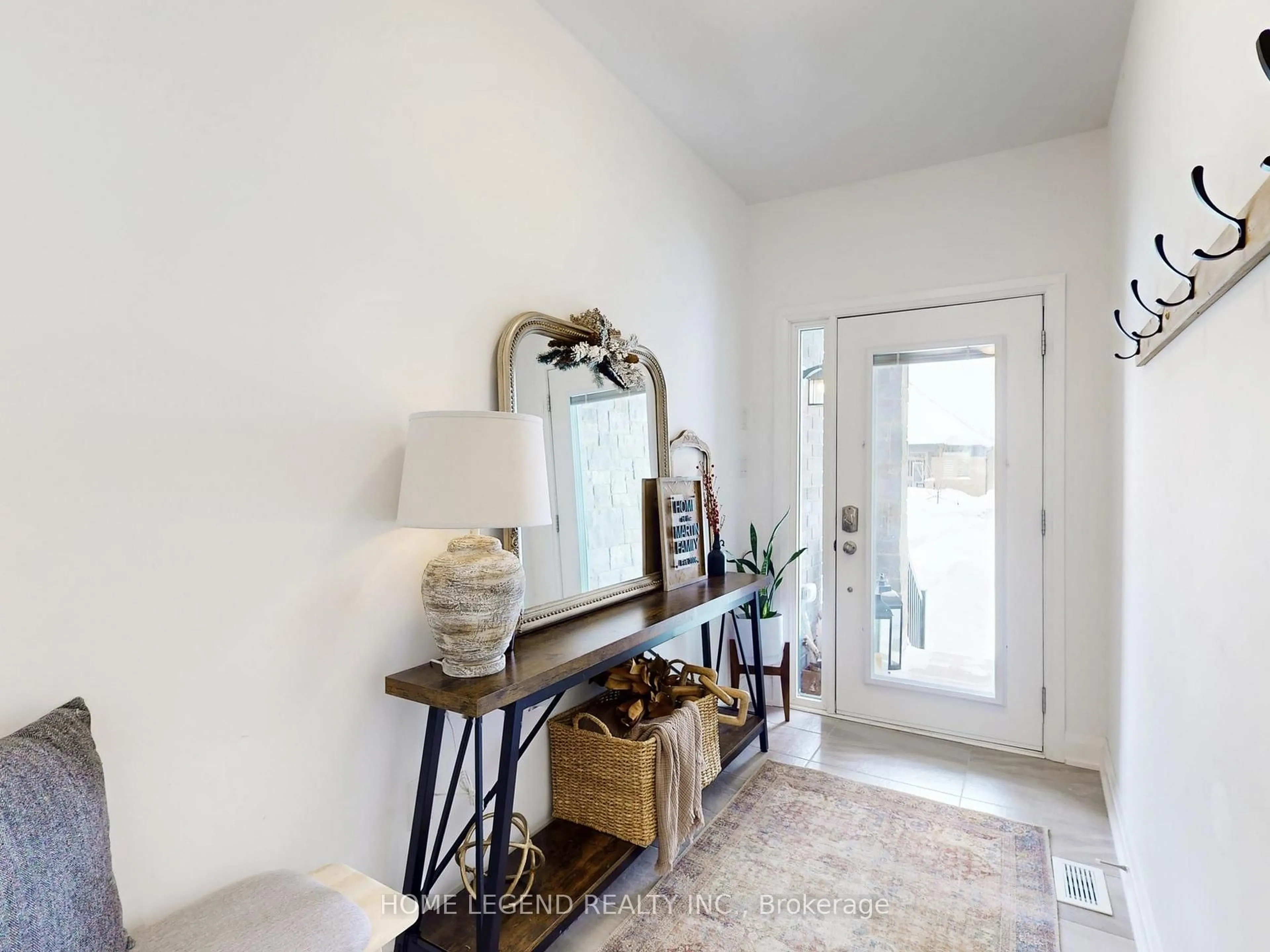 Indoor entryway for 24 lally Terr, Barrie Ontario L9J 0Y1