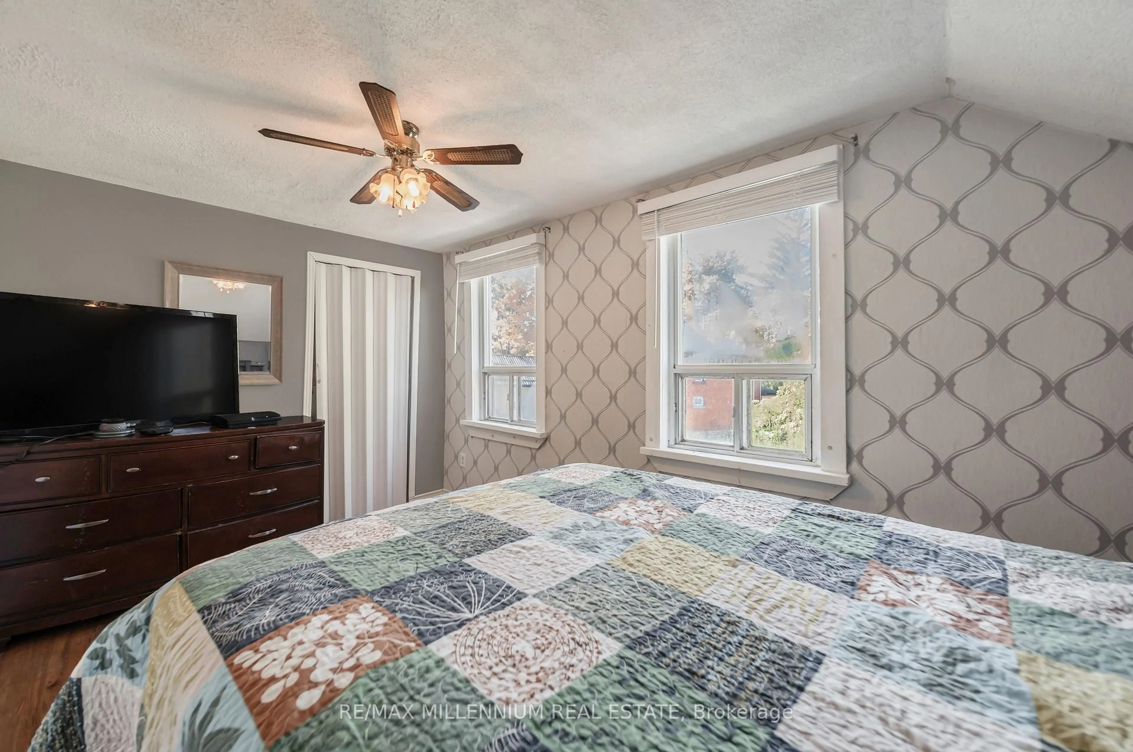 Bedroom with bed, unknown for 173 Barrie Rd, Orillia Ontario L3V 2P6