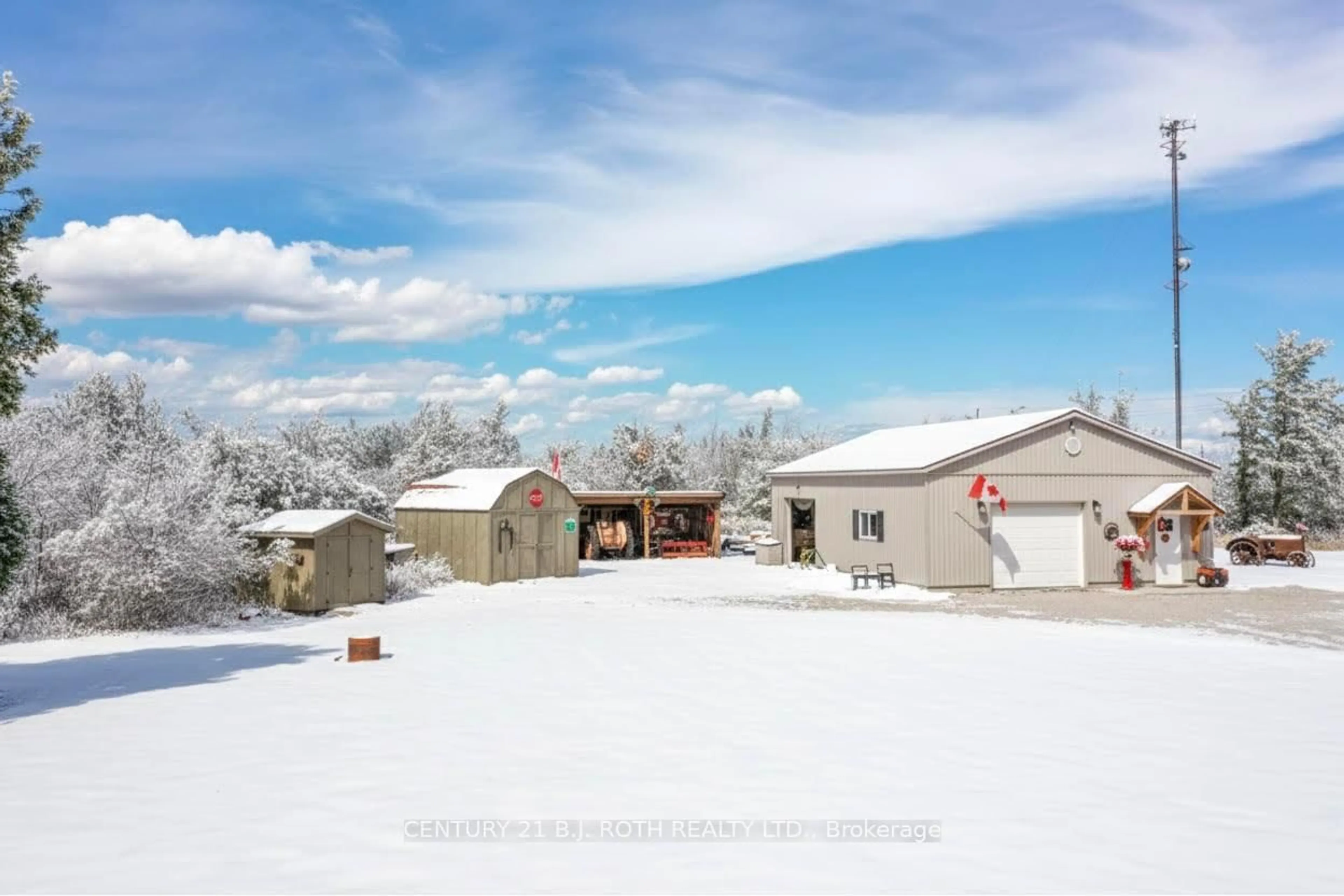 A pic from outside/outdoor area/front of a property/back of a property/a pic from drone, mountain view for 70 LINE 12 SOUTH Line, Oro-Medonte Ontario L0L 1T0