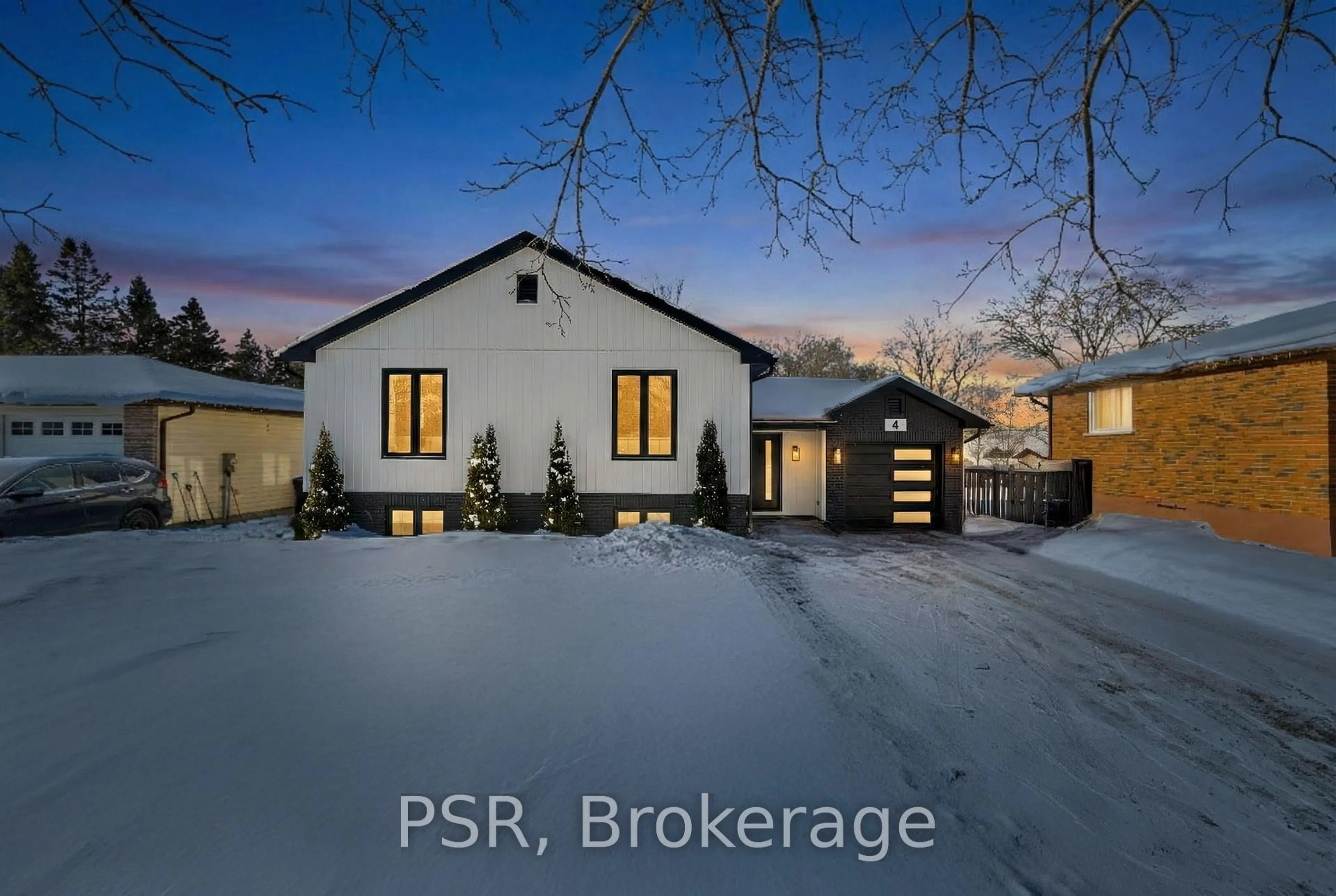 Unknown for 4 Centennial Ave, Springwater Ontario L0L 1P0