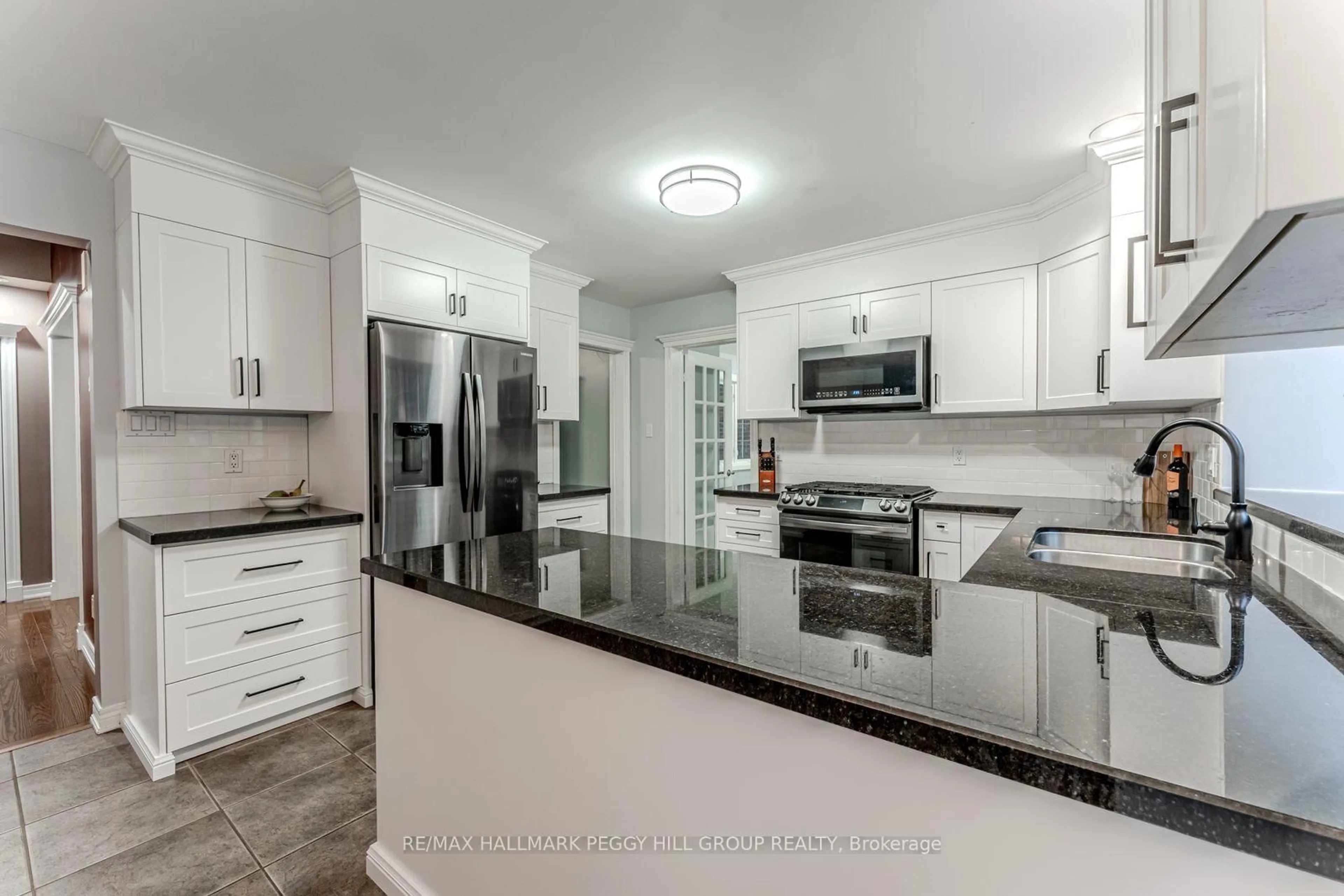 Open concept kitchen, ceramic/tile floor for 1096 Sunnidale Rd, Springwater Ontario L9X 0R9