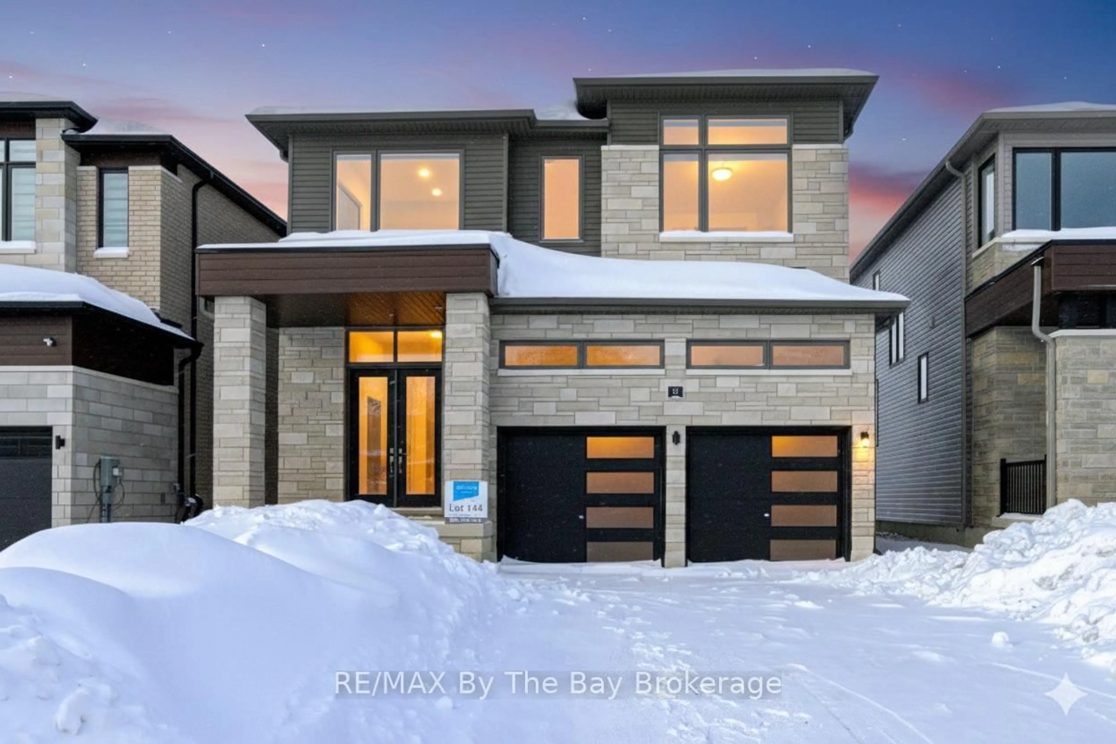 Unknown for 61 Rosanne Circ, Wasaga Beach Ontario L9Z 0M8