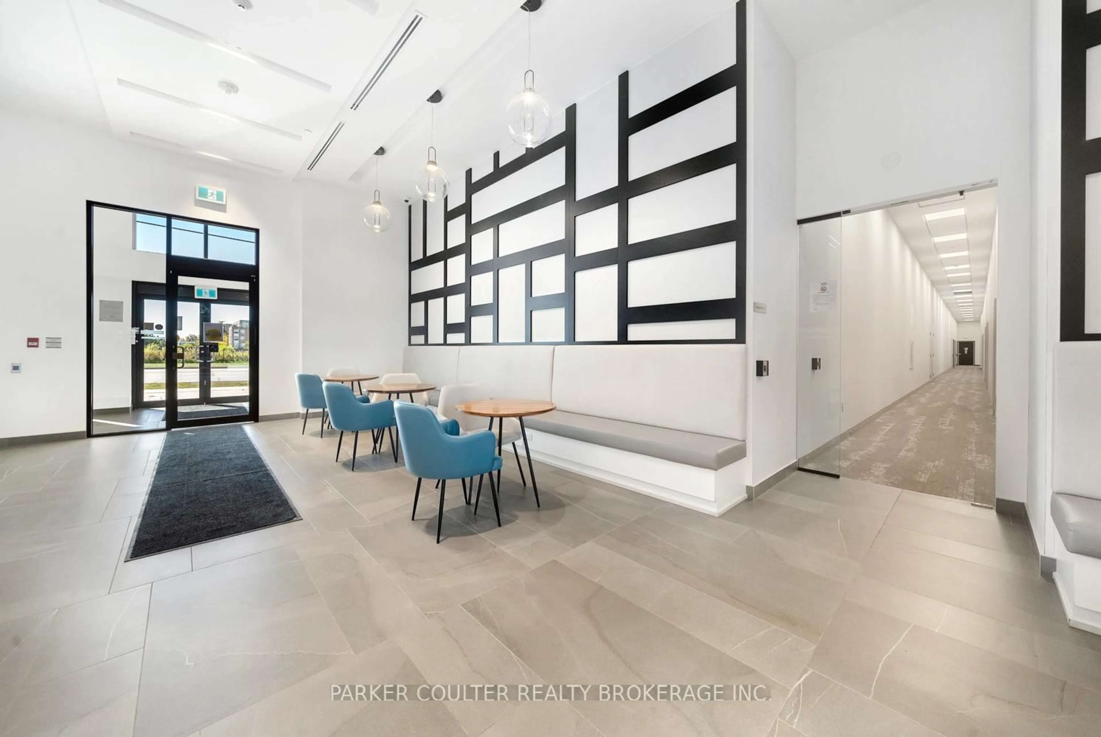 Unknown for 681 Yonge St #114, Barrie Ontario L4N 4E8