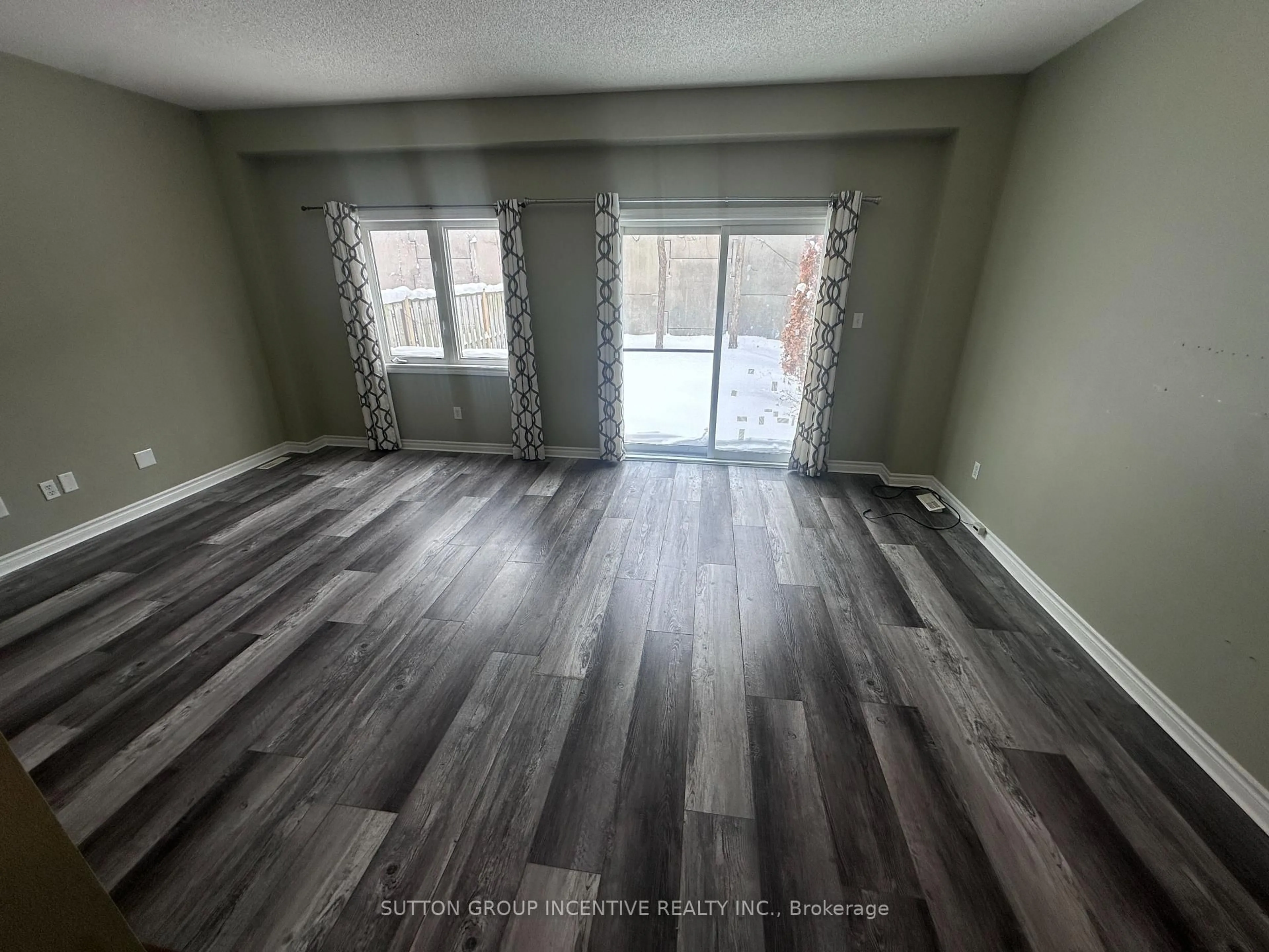 A pic of a room for 175 Stanley St, Barrie Ontario L4M 0G2