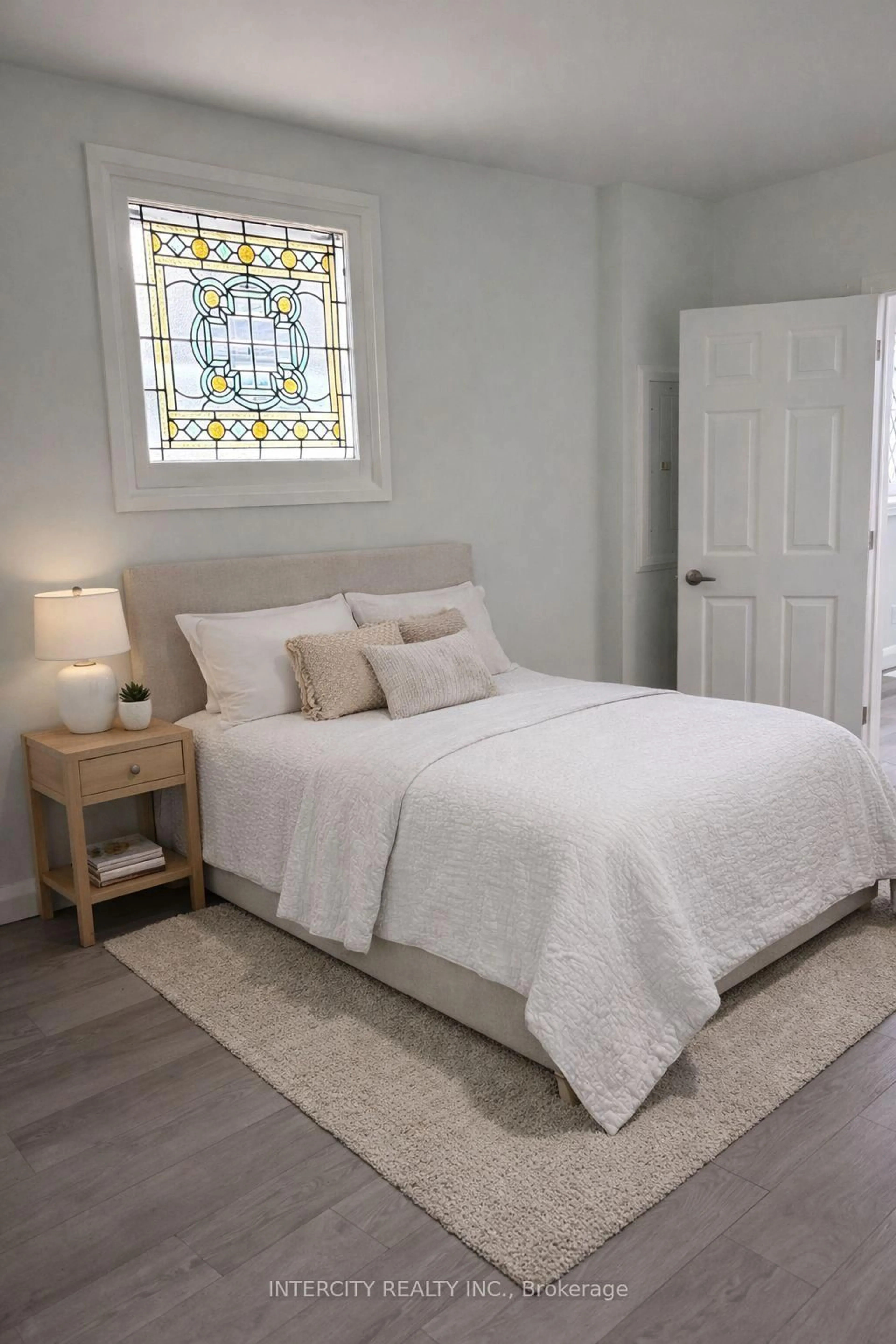 Bedroom with bed, unknown for 90 Coldwater Rd, Orillia Ontario L3V 5L5