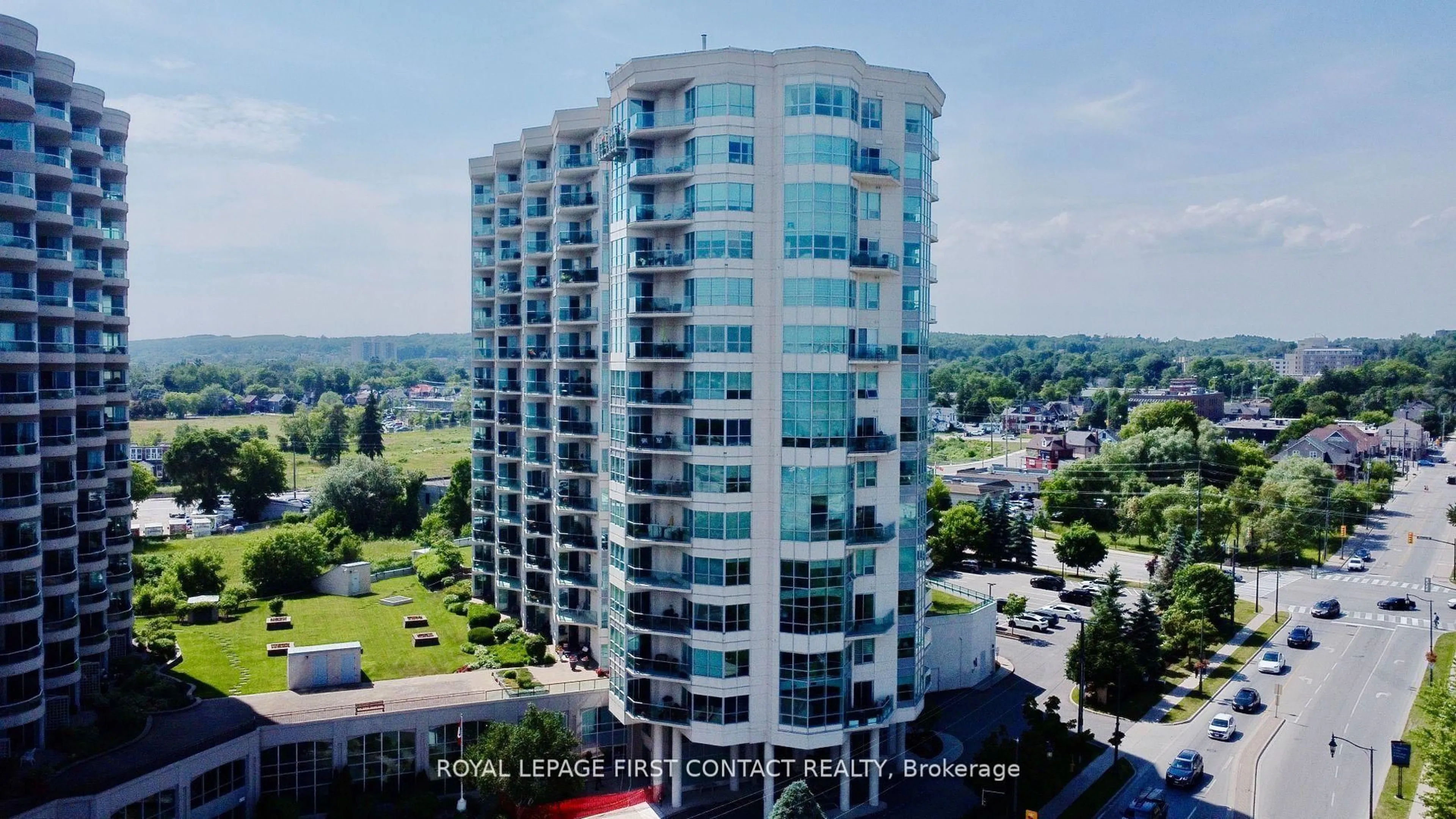 A pic from outside/outdoor area/front of a property/back of a property/a pic from drone, city buildings view from balcony for 6 Toronto St #509, Barrie Ontario L4N 9R2