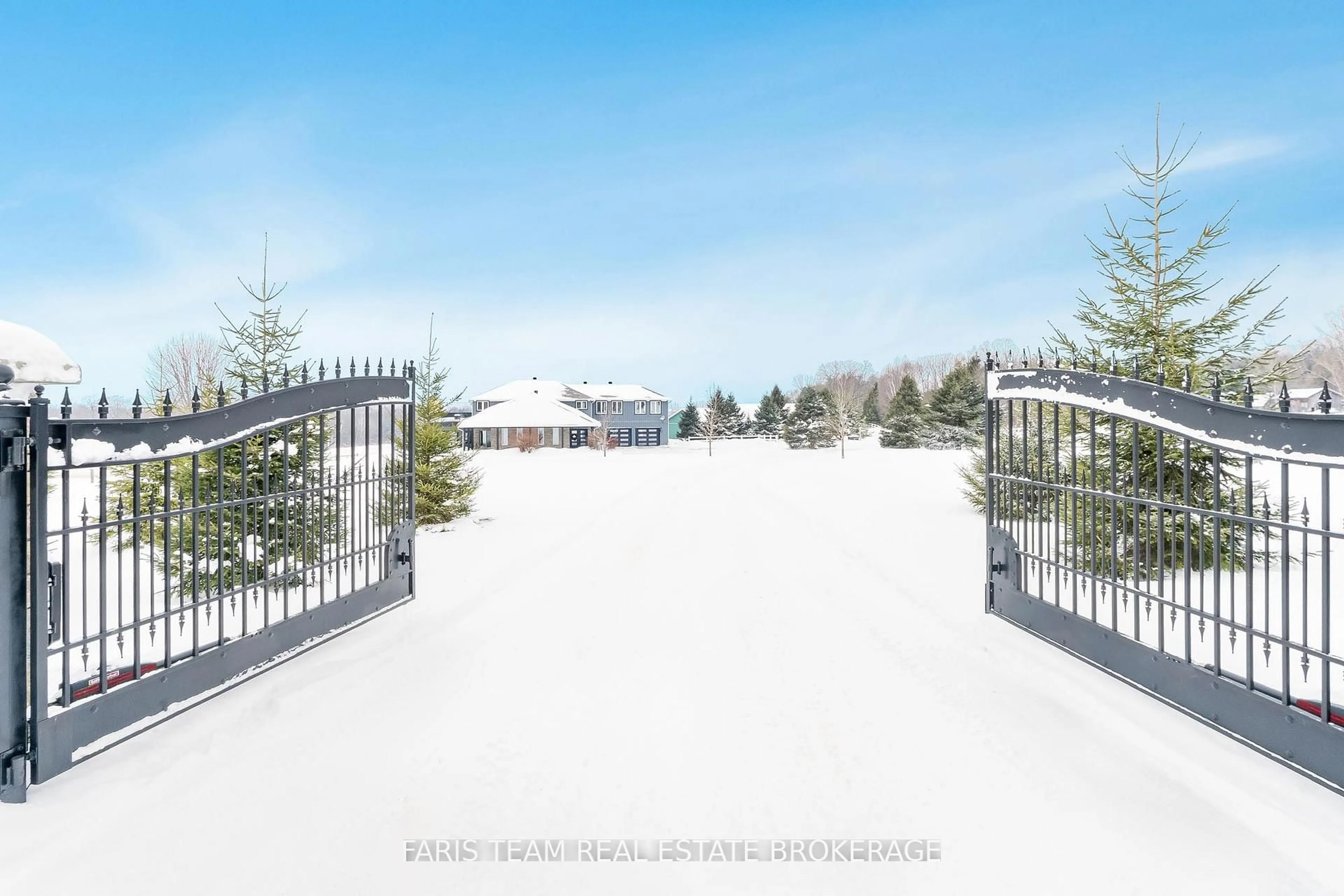 Patio, unknown for 130 Concession 15, Tiny Ontario L9M 0N8