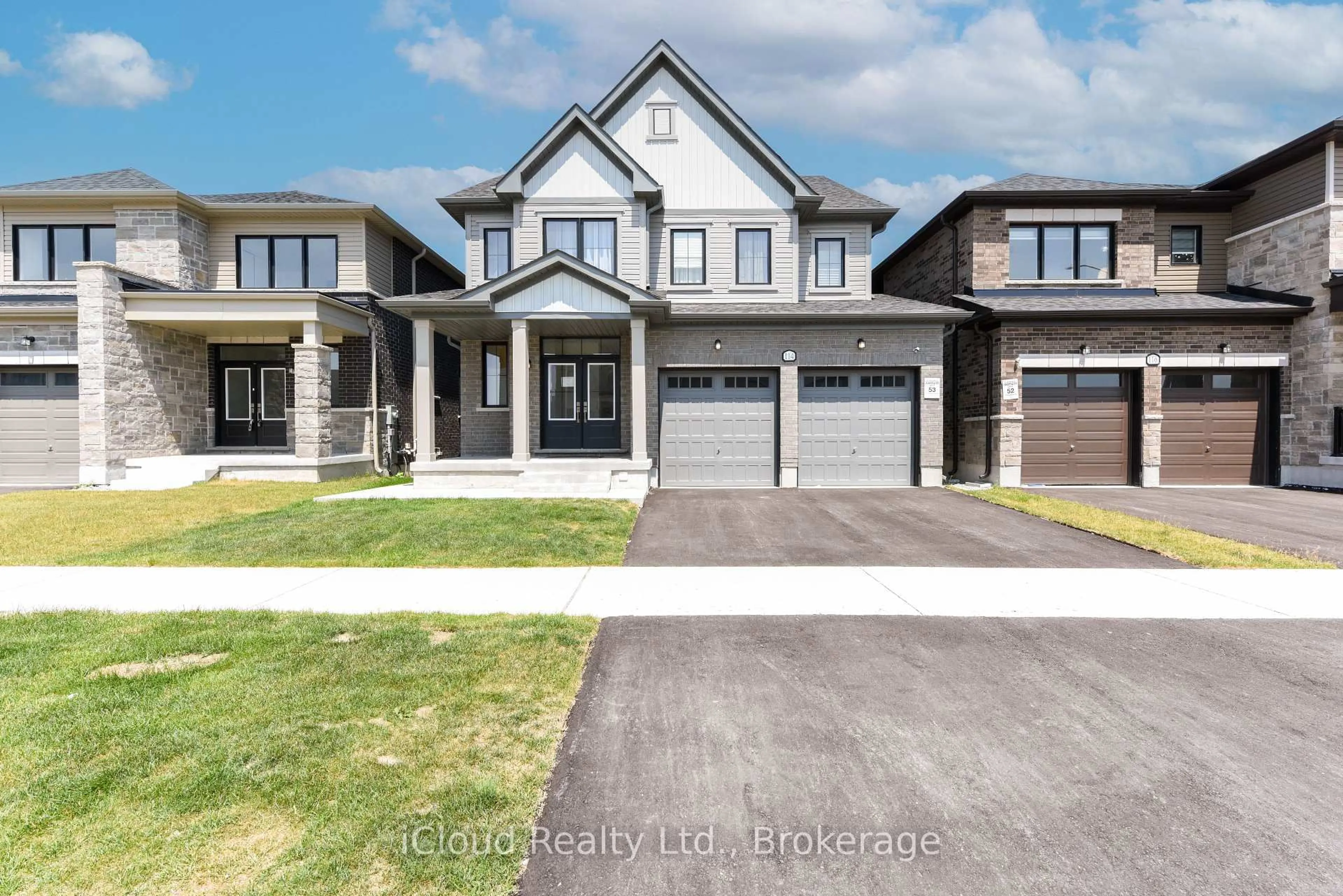 Home with brick exterior material, street for 114 Thicketwood Ave, Barrie Ontario L9J 0W8