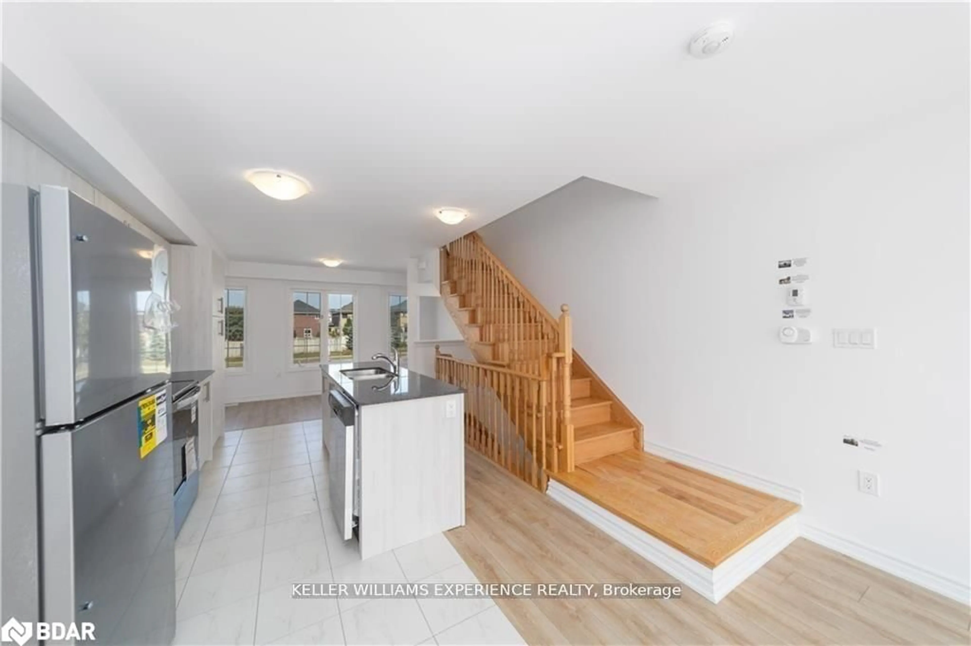 Unknown for 47 Pumpkin Corner Cres, Barrie Ontario L9J 0T7