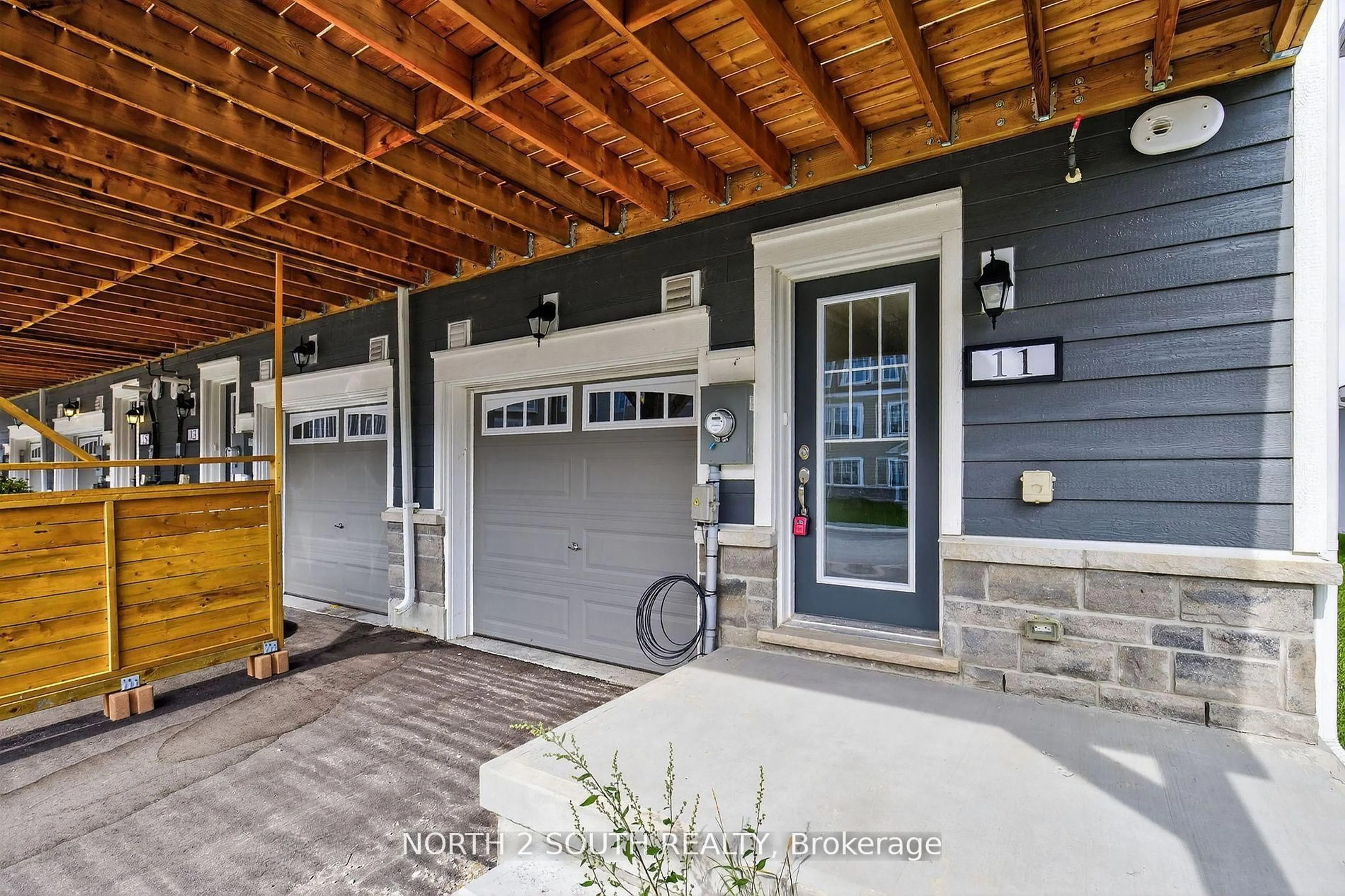 Unknown for 11 Lana Circ, Wasaga Beach Ontario L9Z 0L2