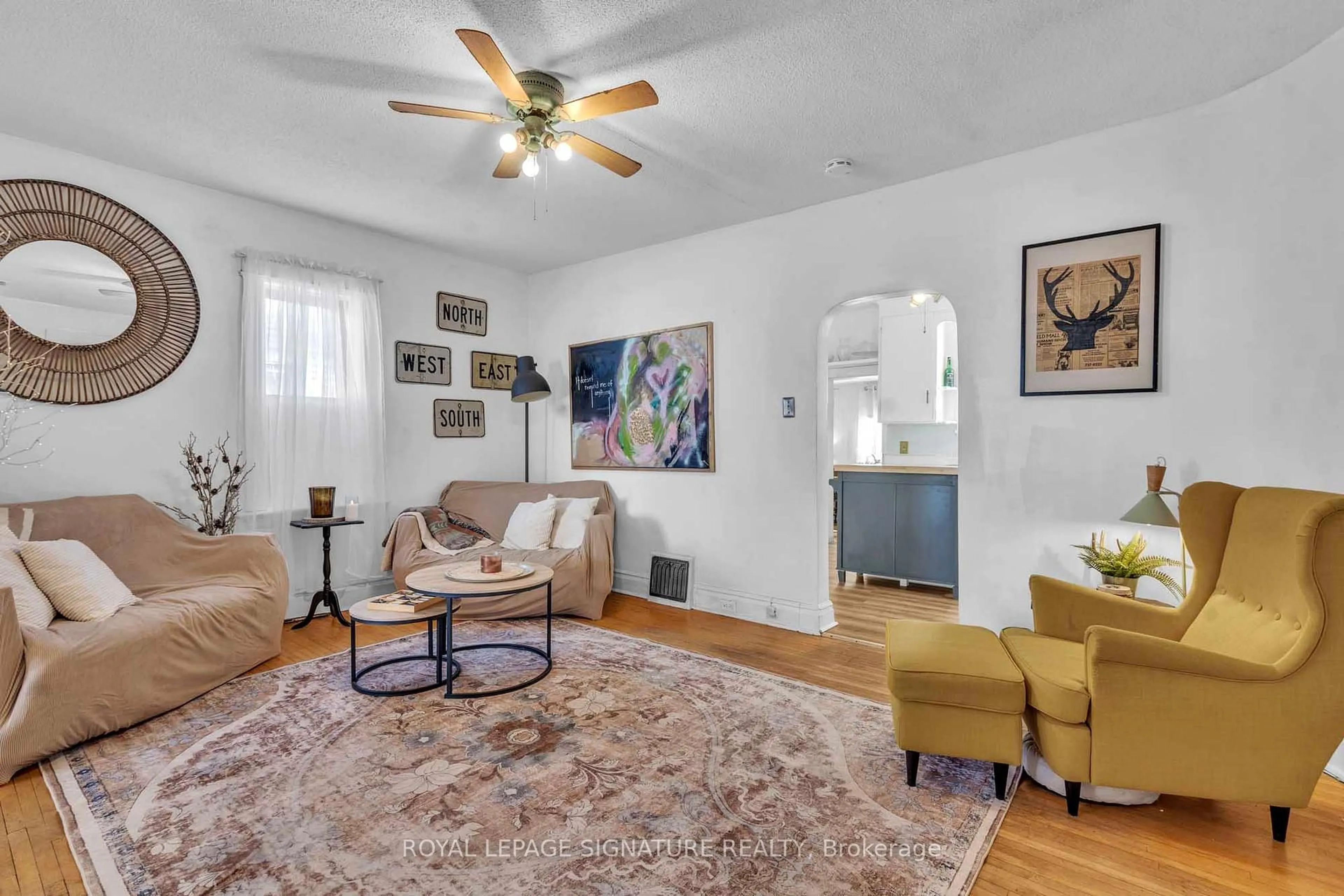 Living room with furniture, unknown for 87 Eglin St, Orillia Ontario L3V 1S3