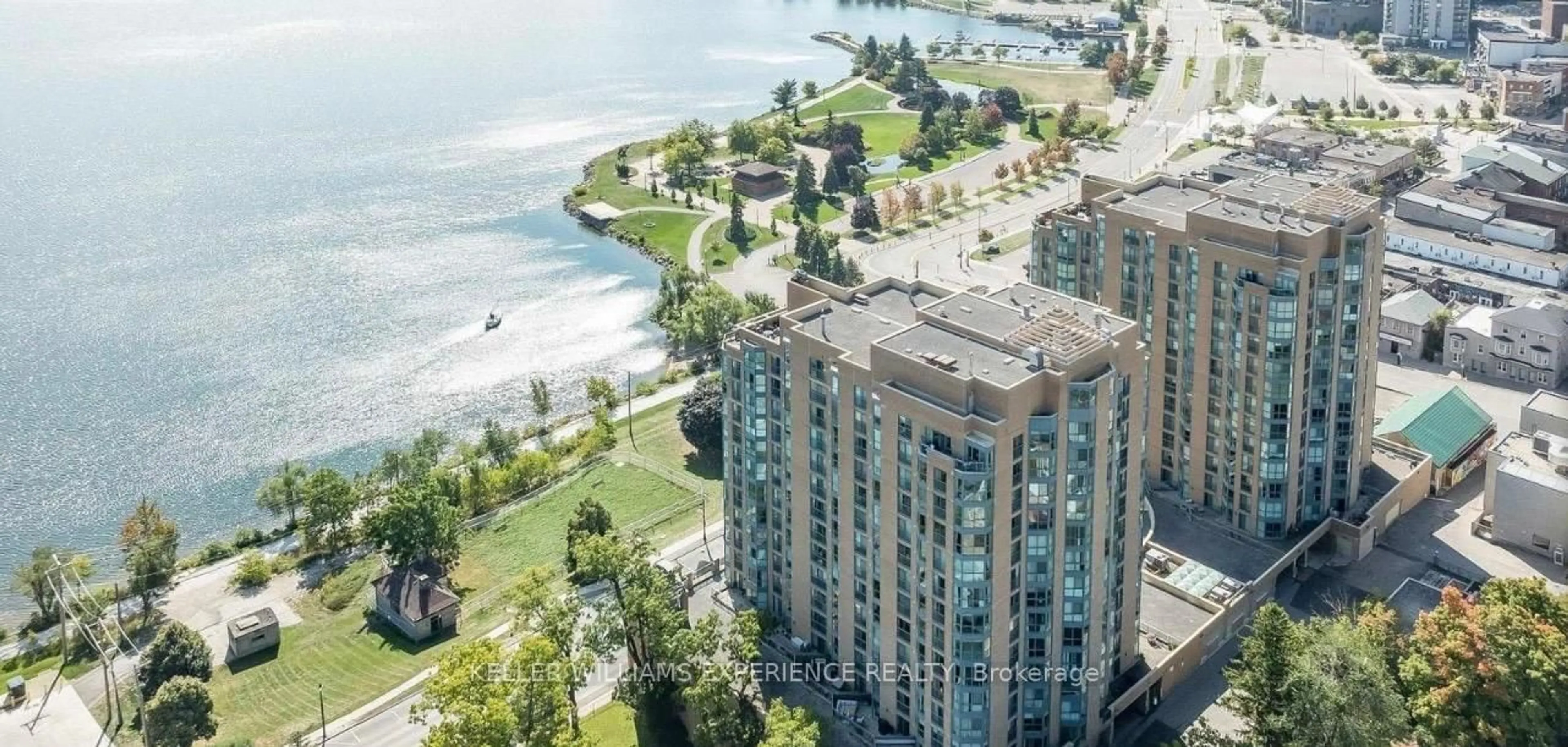 A pic from outside/outdoor area/front of a property/back of a property/a pic from drone, water/lake/river/ocean view for 140 Dunlop St #401, Barrie Ontario L4M 6H9