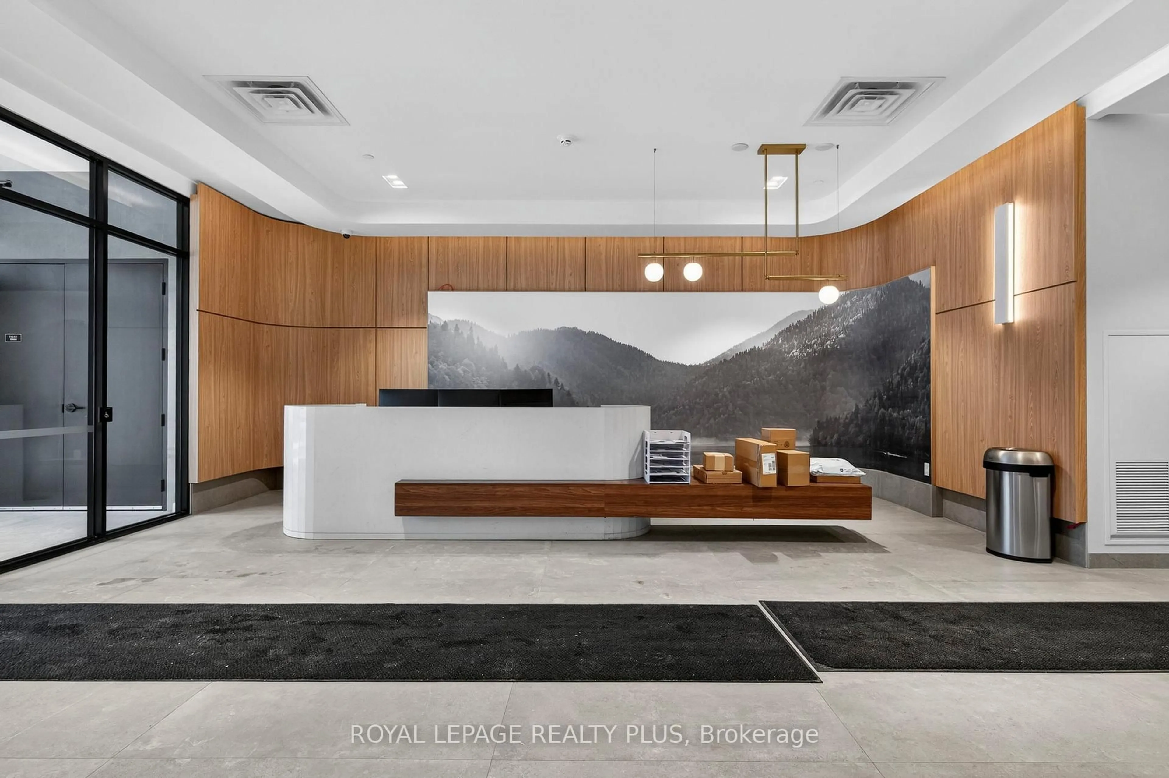 Lobby for 185 Dunlop St #616, Barrie Ontario L4M 0L7