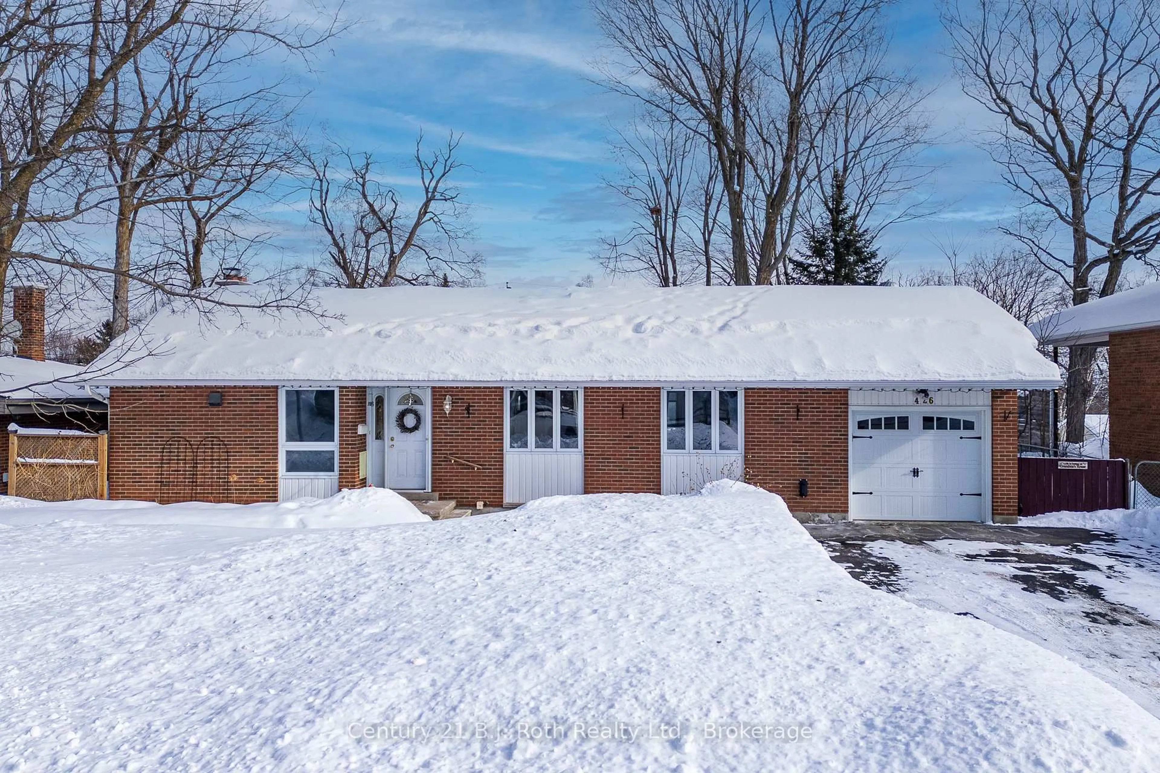 Unknown for 426 Highland Ave, Orillia Ontario L3V 4E7