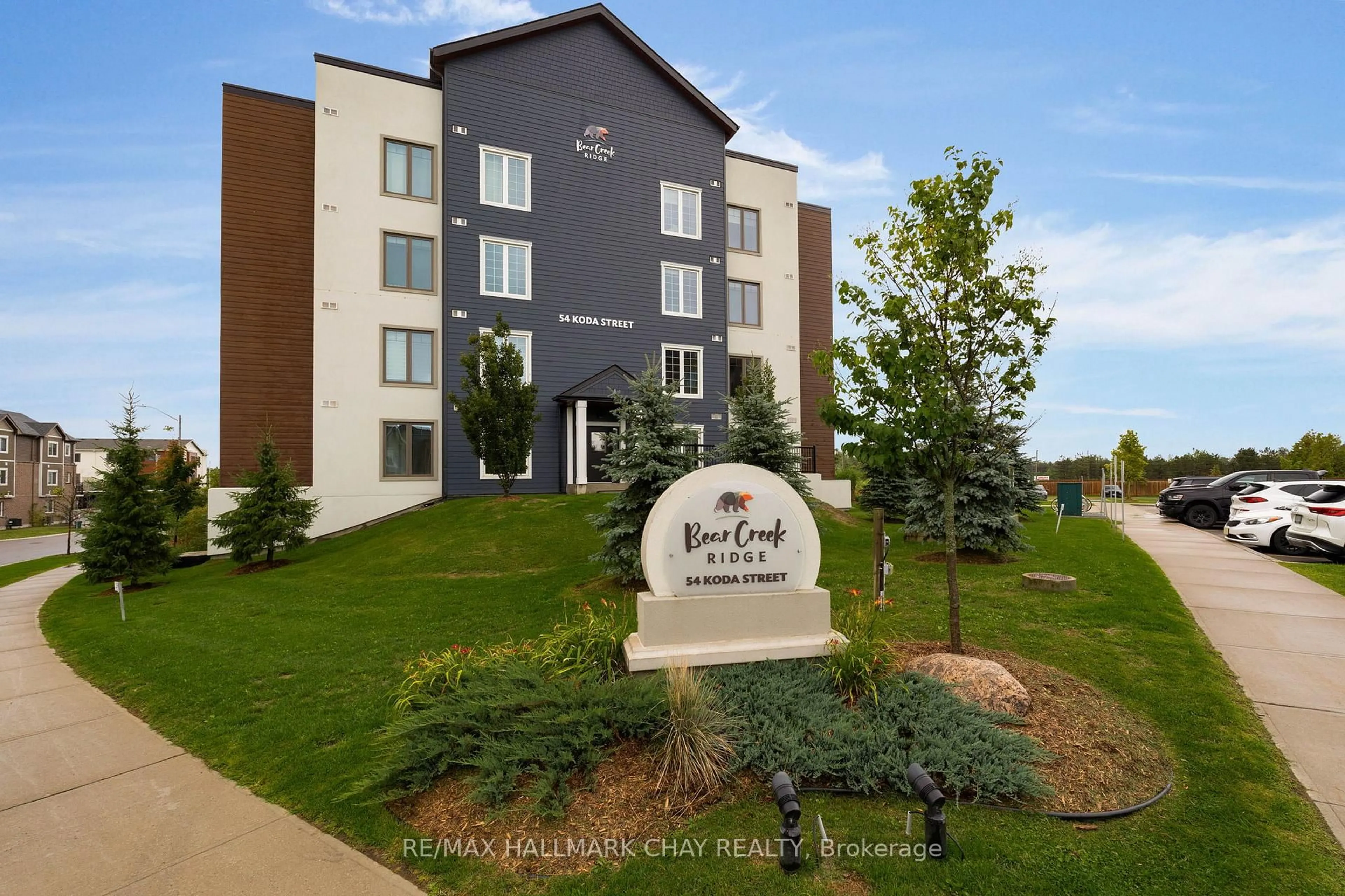 A pic from outside/outdoor area/front of a property/back of a property/a pic from drone, unknown for 54 Koda St #301, Barrie Ontario L9J 0J6