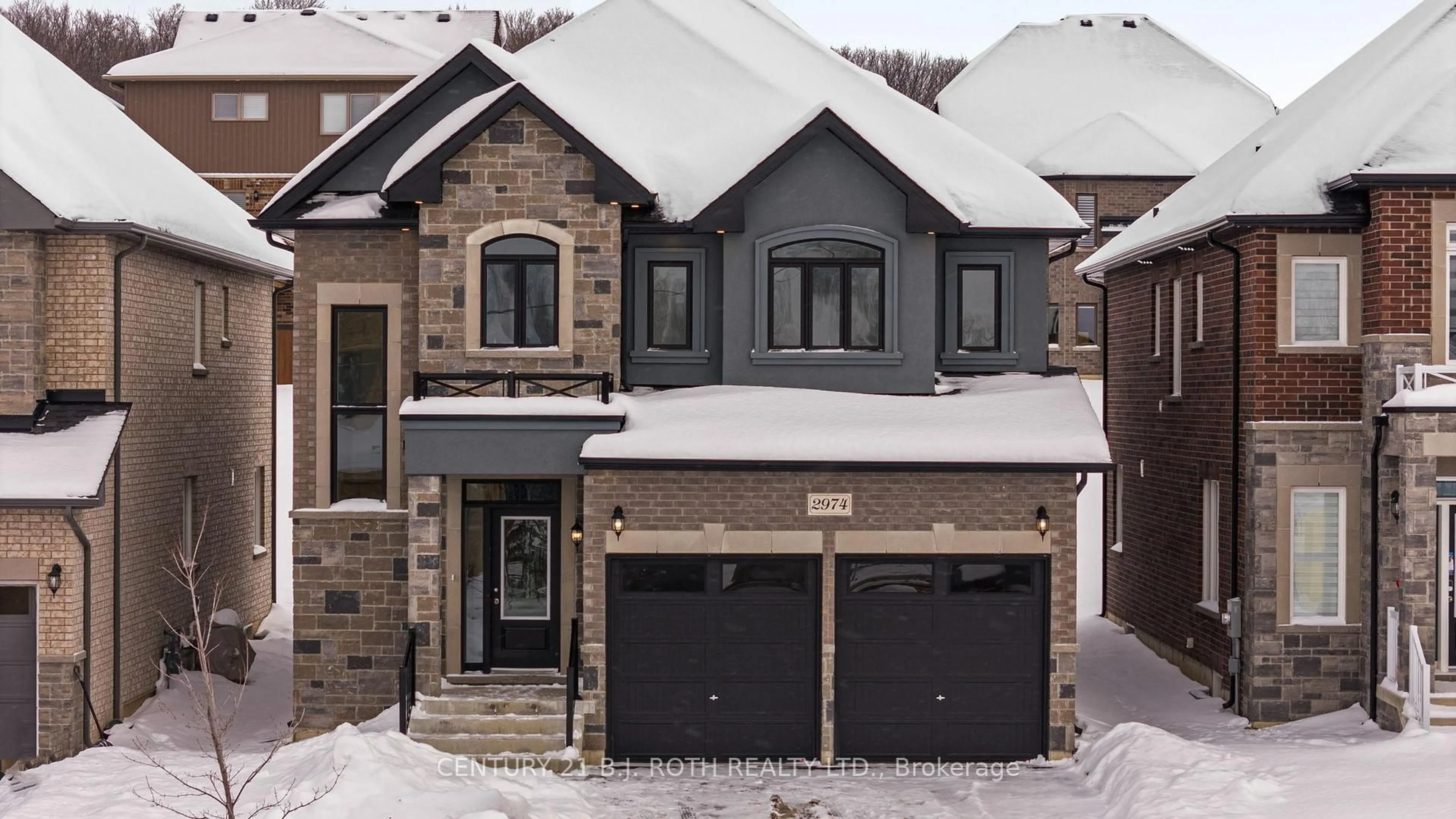 Home with brick exterior material, street for 2974 Monarch Dr, Orillia Ontario L3V 8M8