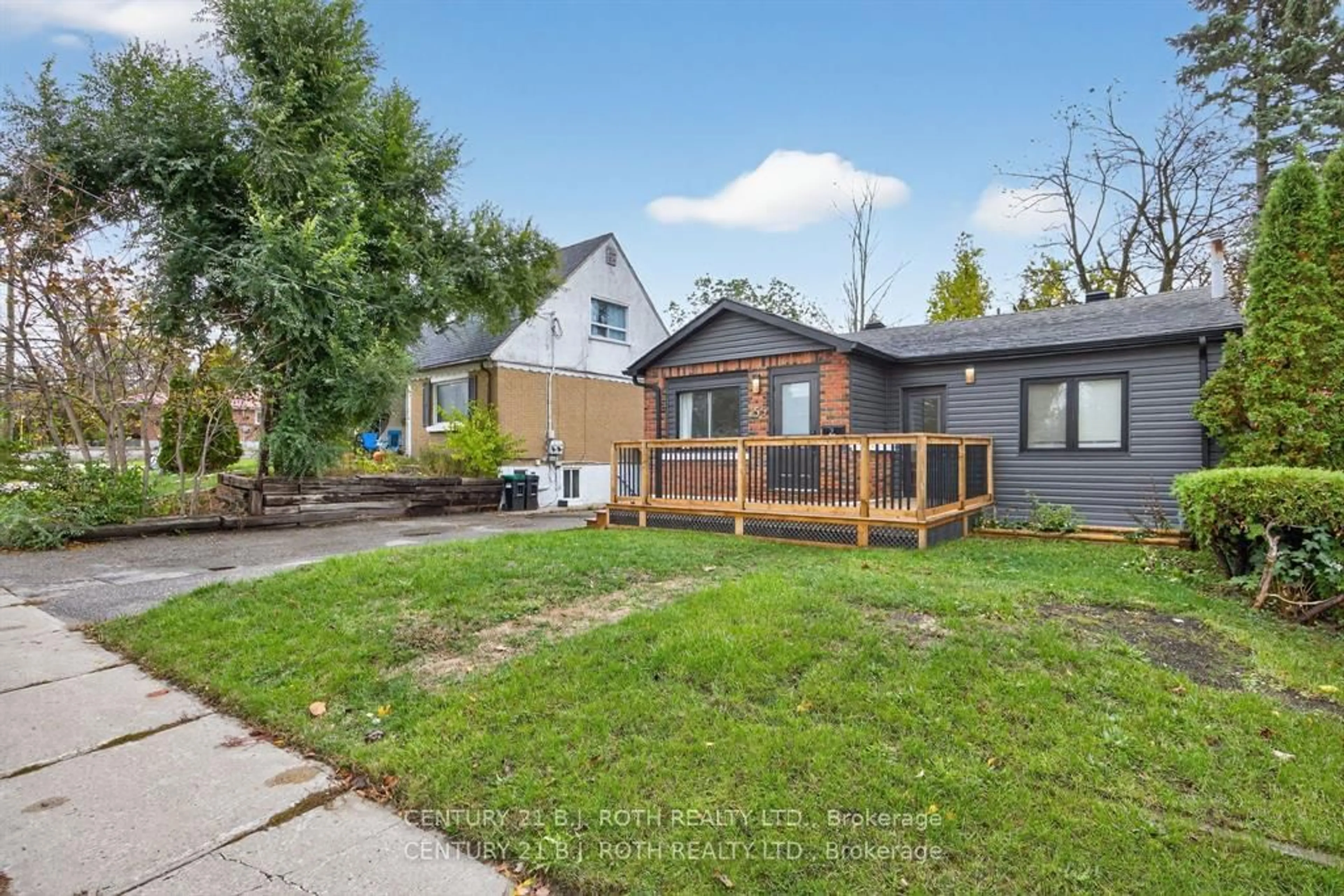 Unknown for 155 Penetang St, Barrie Ontario L4M 1V9