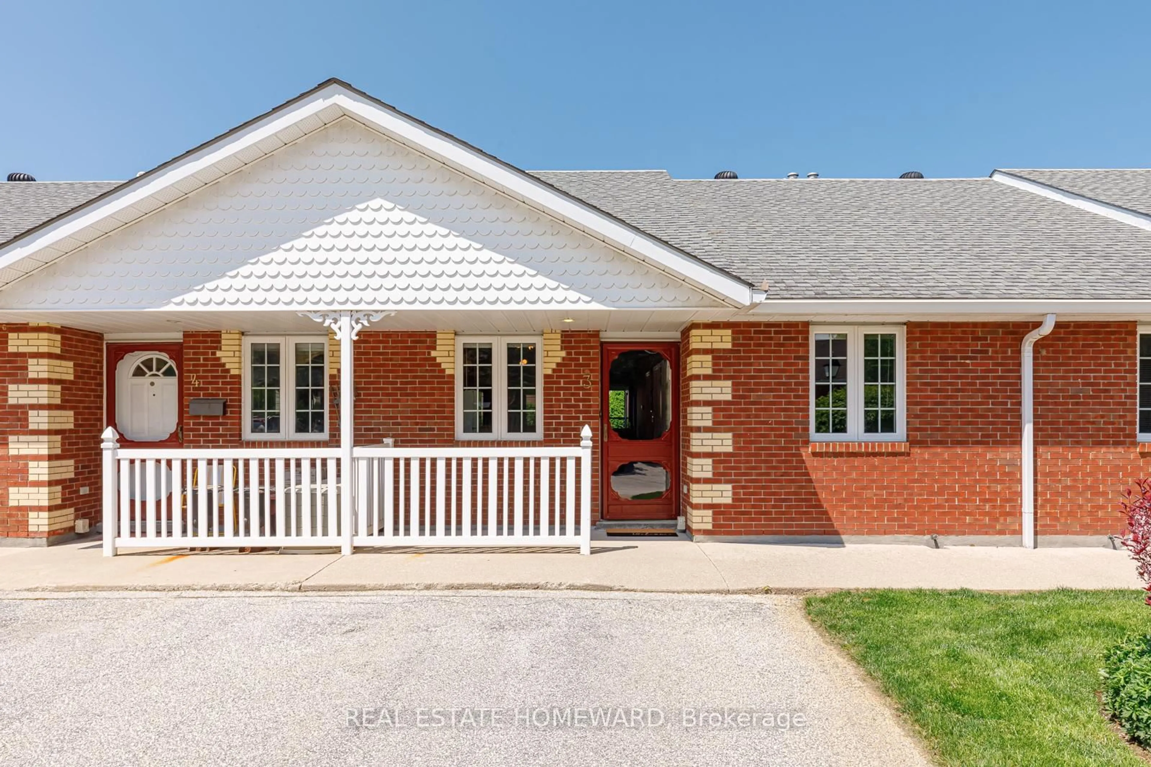 Home with brick exterior material, street for 346 Peel St #3, Collingwood Ontario L9Y 3W4