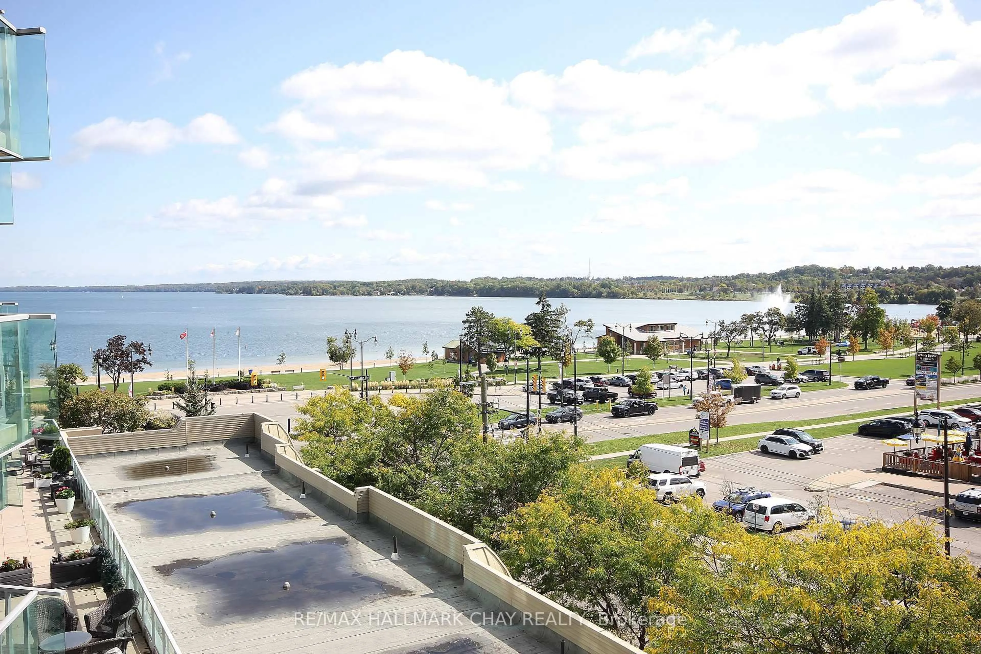 Patio, water/lake/river/ocean view for 37 Ellen St #511, Barrie Ontario L4N 6G2